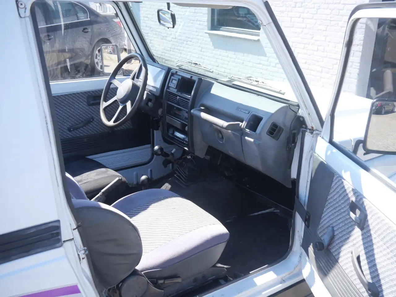 Suzuki Samurai 4x4 1.3 Cabrio 127.000km !!! 4 Persoons, foto 6