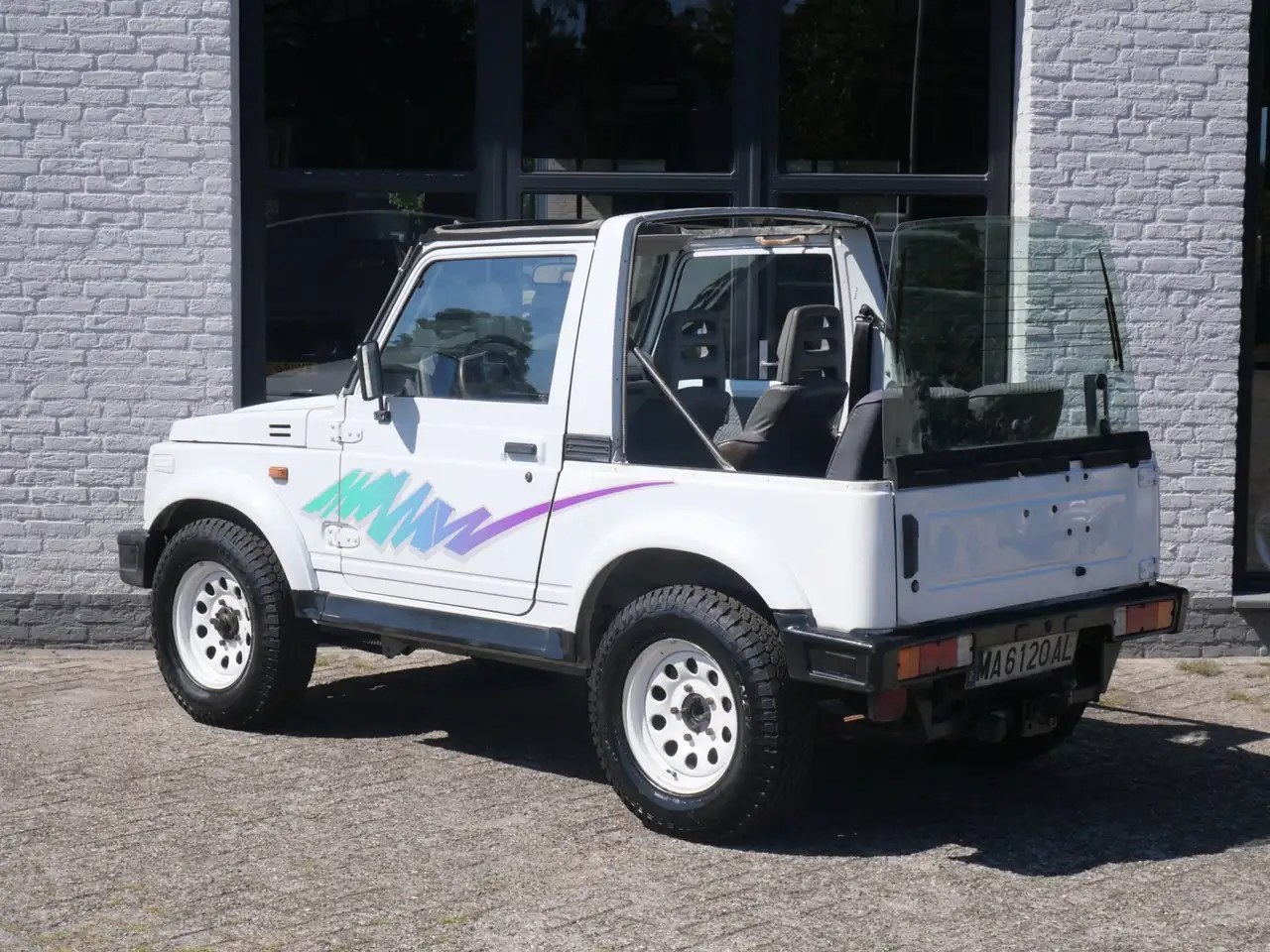 Suzuki Samurai 4x4 1.3 Cabrio 127.000km !!! 4 Persoons, foto 12