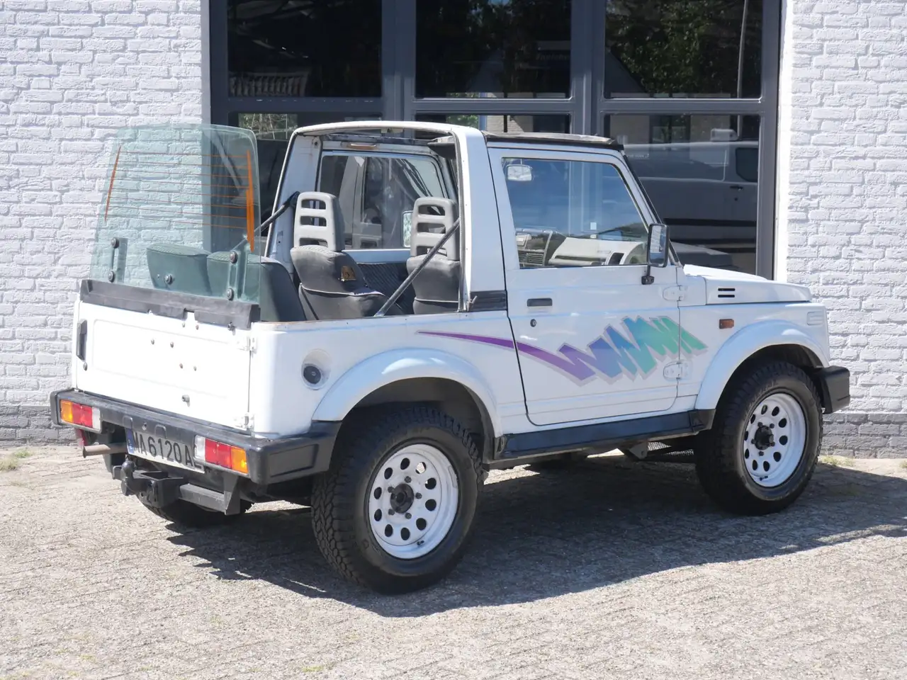 Suzuki Samurai 4x4 1.3 Cabrio 127.000km !!! 4 Persoons, foto 5