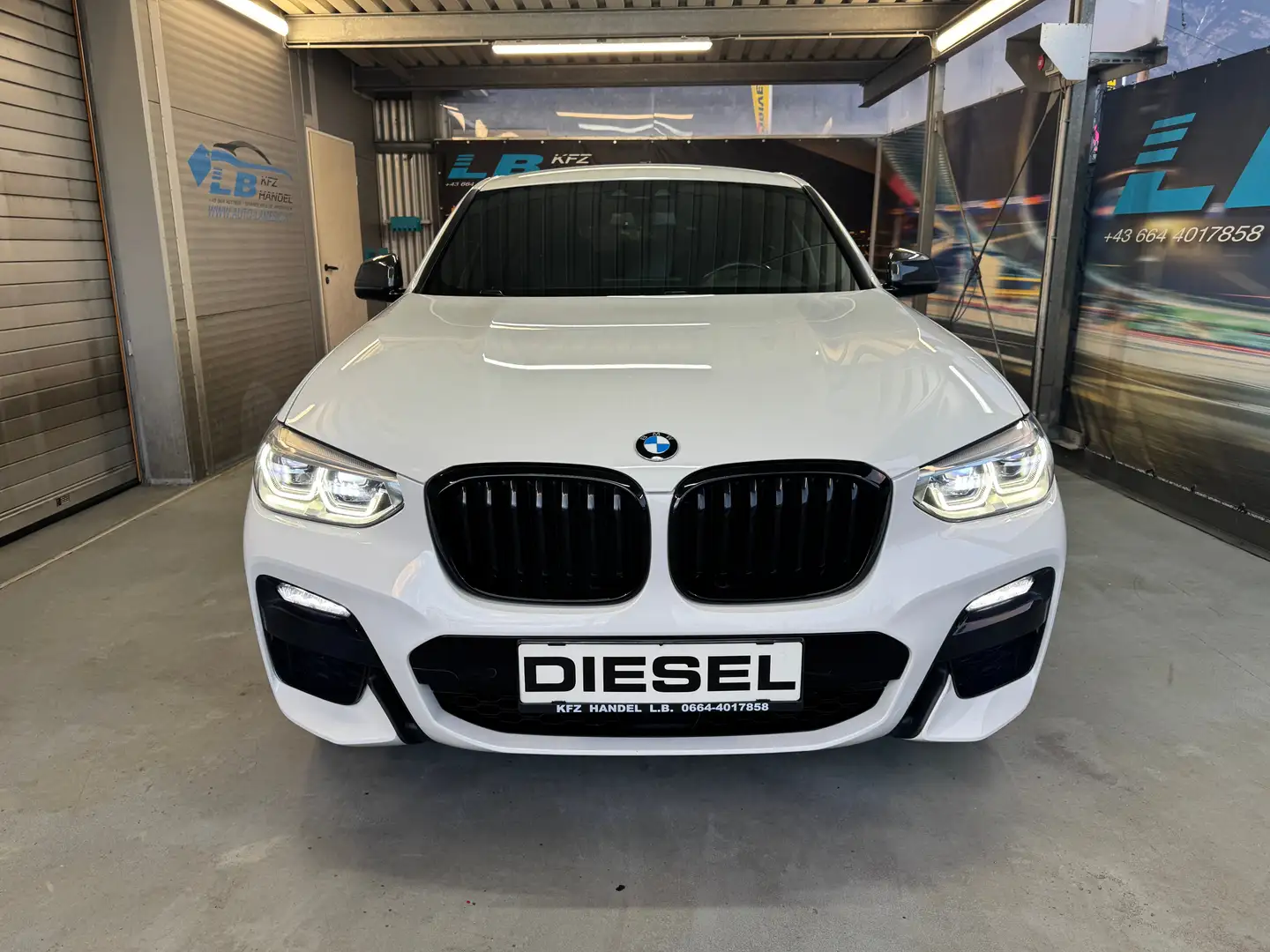 BMW X4 xDrive 20 d M Sport Weiß - 2