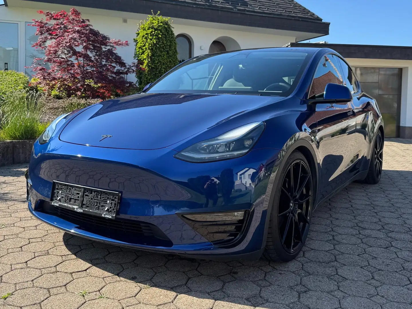 Tesla Model Y Model Y Long Range AWD 79kWh Blau - 1