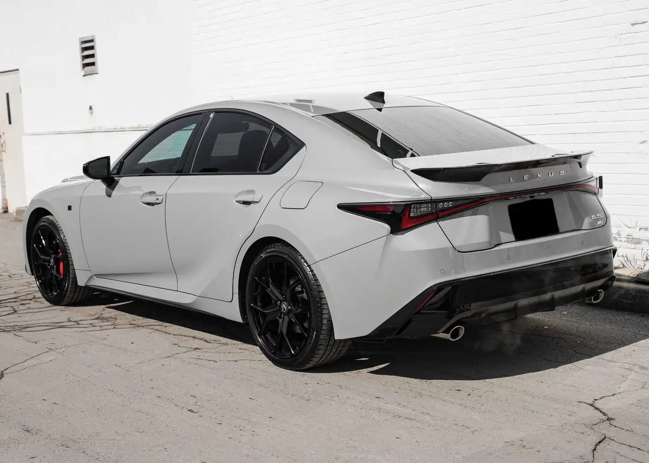 Lexus IS снимка Lexus IS