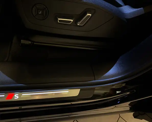 Audi Q6 e-tron performance 225 kW Panorama Anhängerkupplung Ansicht 42