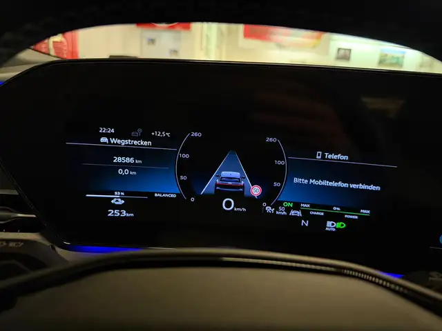 Audi Q6 e-tron performance 225 kW Panorama Anhängerkupplung Ansicht 23