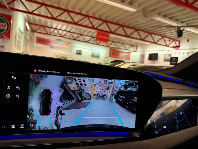 Audi Q6 e-tron performance 225 kW Panorama Anhängerkupplung Ansicht 37