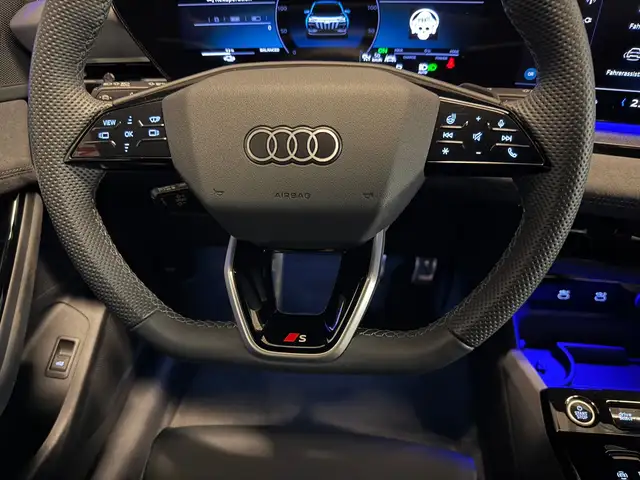 Audi Q6 e-tron performance 225 kW Panorama Anhängerkupplung Ansicht 20