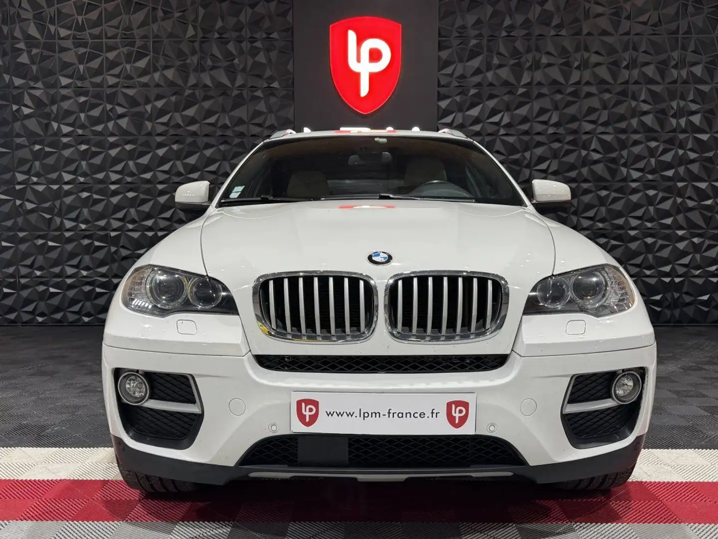 BMW X6 I (E71) xDrive40dA 306ch Exclusive Individual Blanc - 2