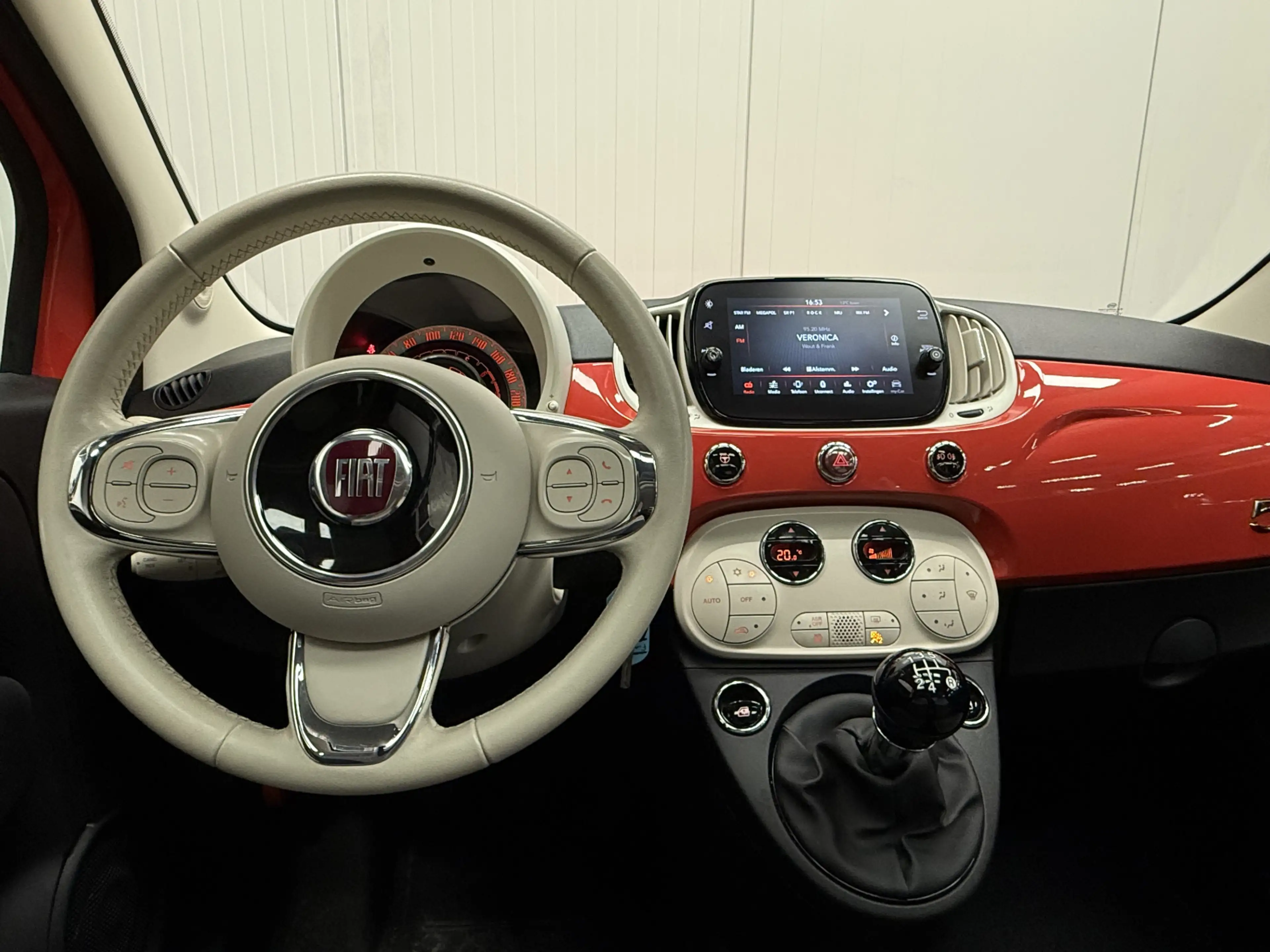Fiat 500 1.2 Lounge AIRCO/ECC-PANODAK-NAVI by CARPLAY-PDC-L — photo 5