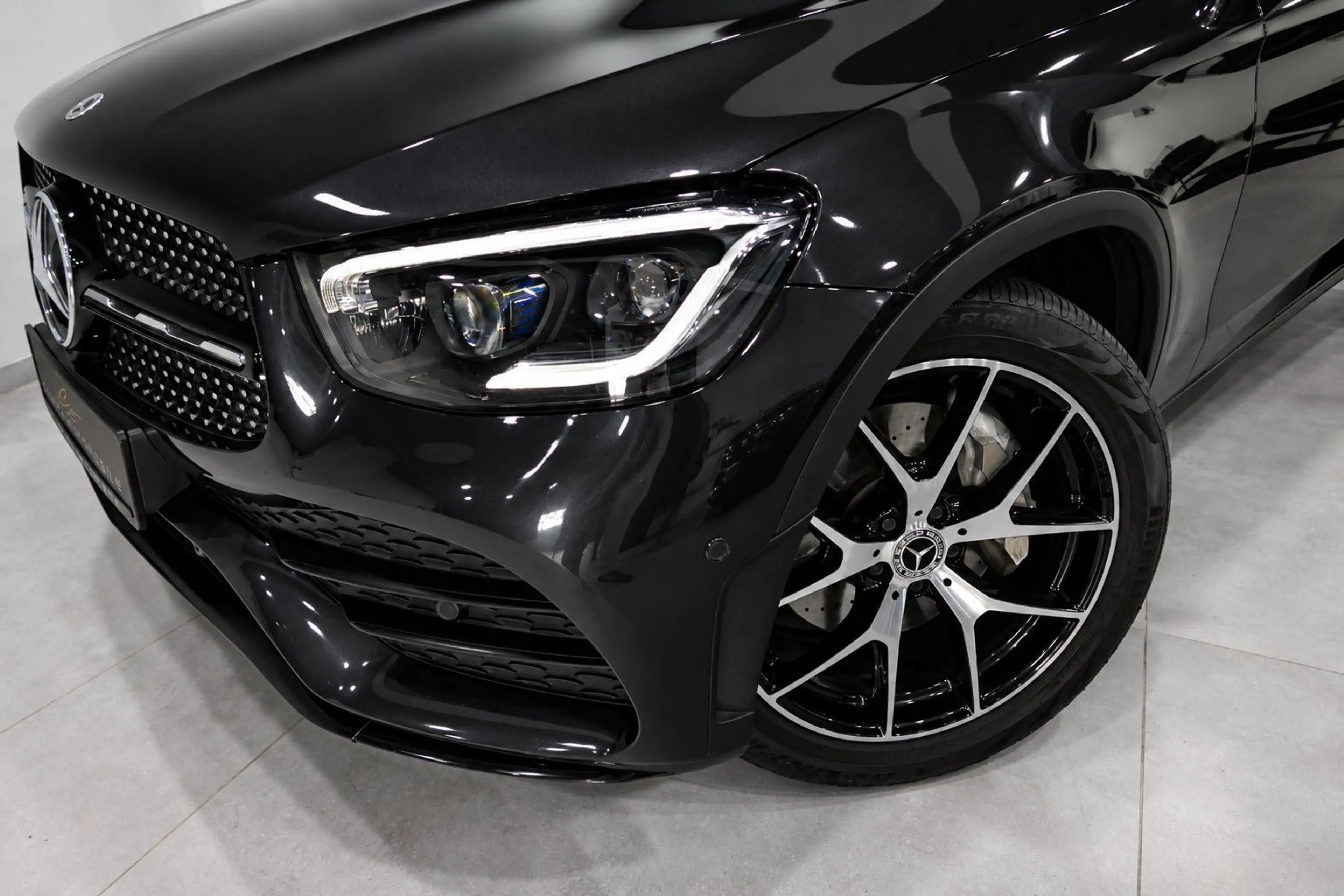 Mercedes-Benz GLC 300 d 4Matic/AMG/Night/Pano/HuD/360°/20"/LED — photo 13