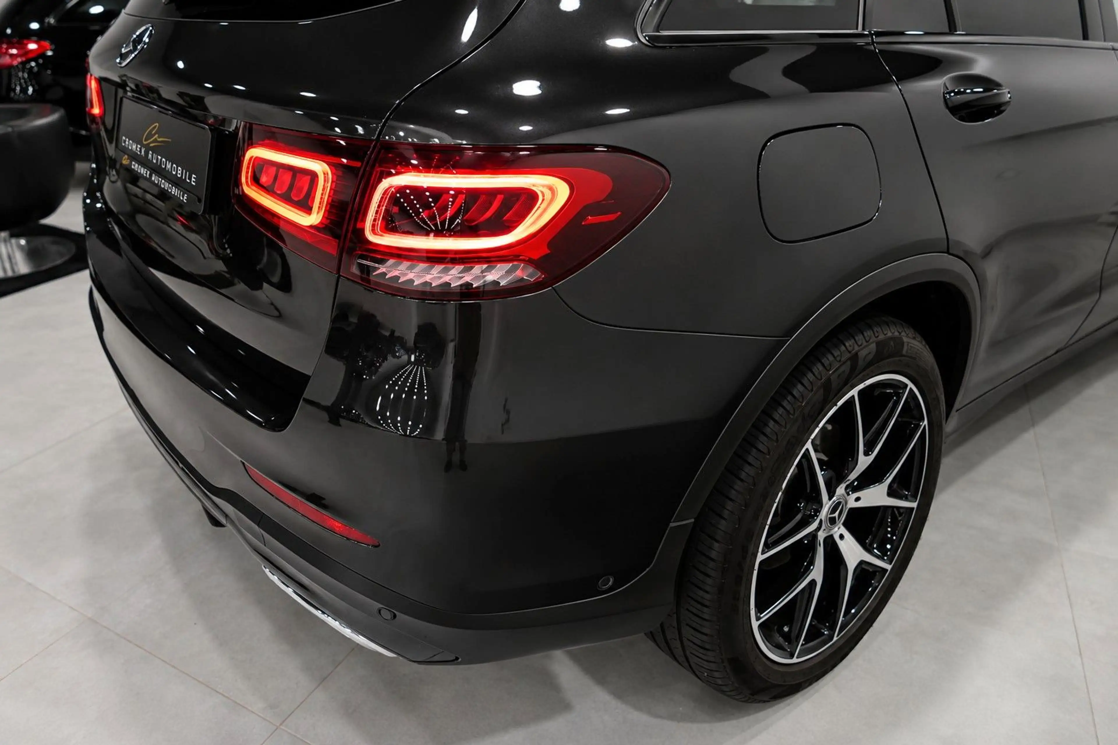 Mercedes-Benz GLC 300 d 4Matic/AMG/Night/Pano/HuD/360°/20"/LED — photo 14