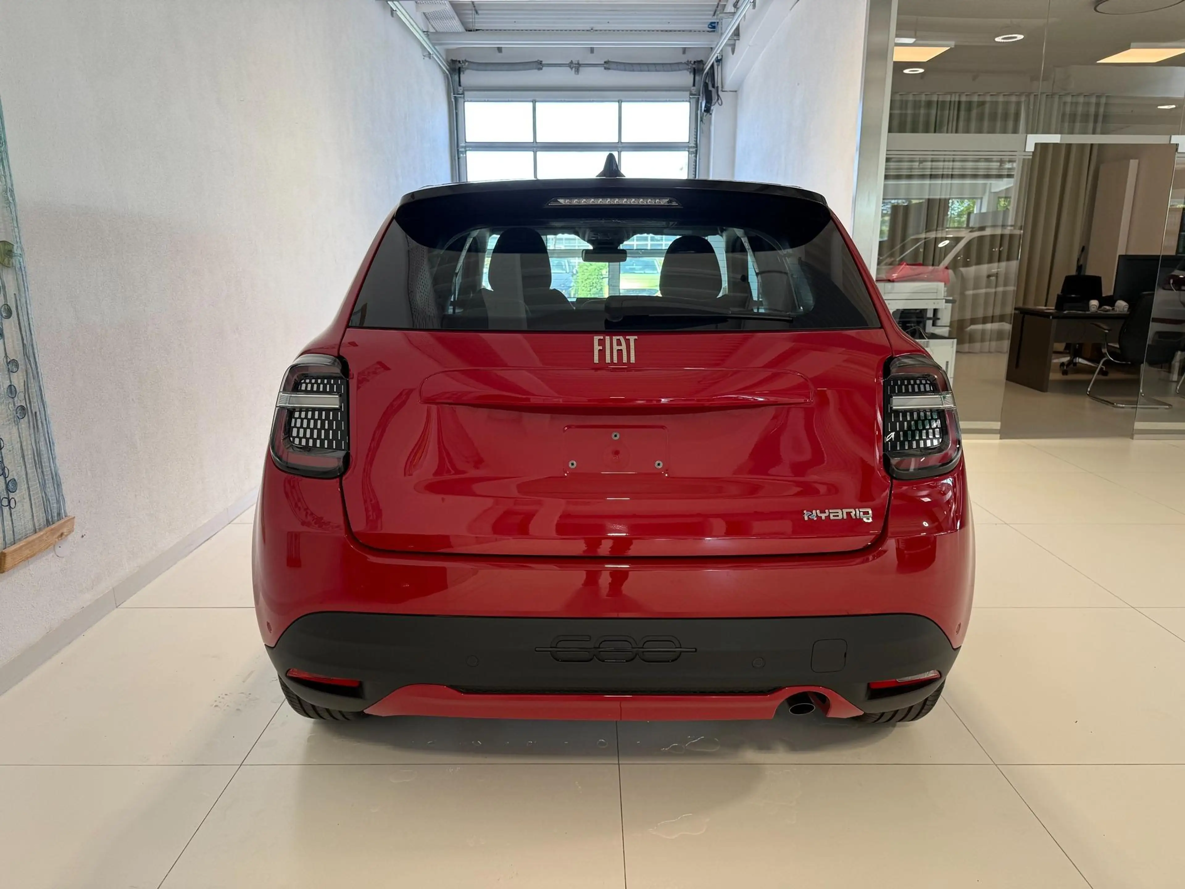 Fiat 600 Speciale Hybrid 1.2 T3 81 kW (110 PS) DCT Winte... — photo 6