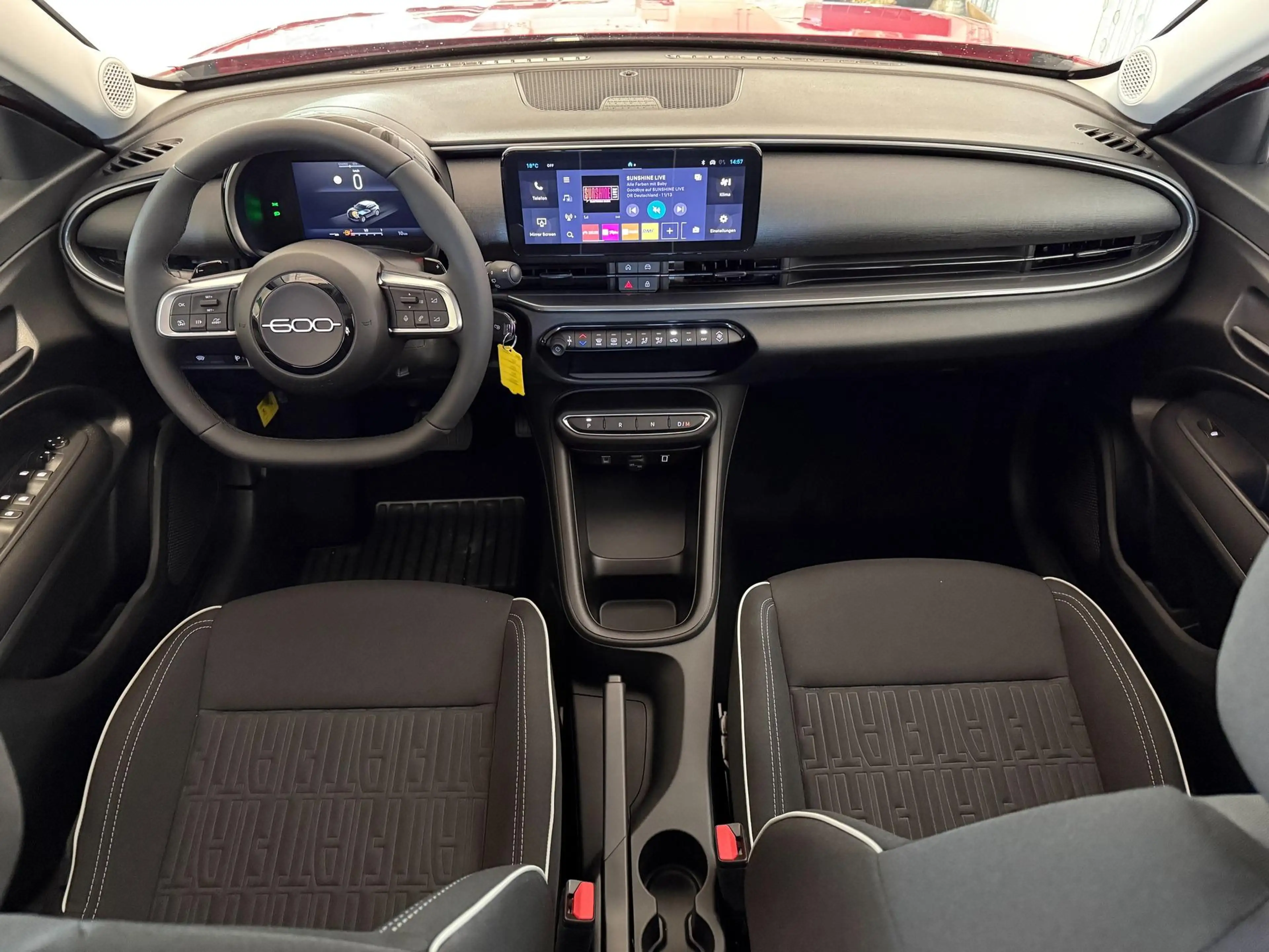 Fiat 600 Speciale Hybrid 1.2 T3 81 kW (110 PS) DCT Winte... — photo 11