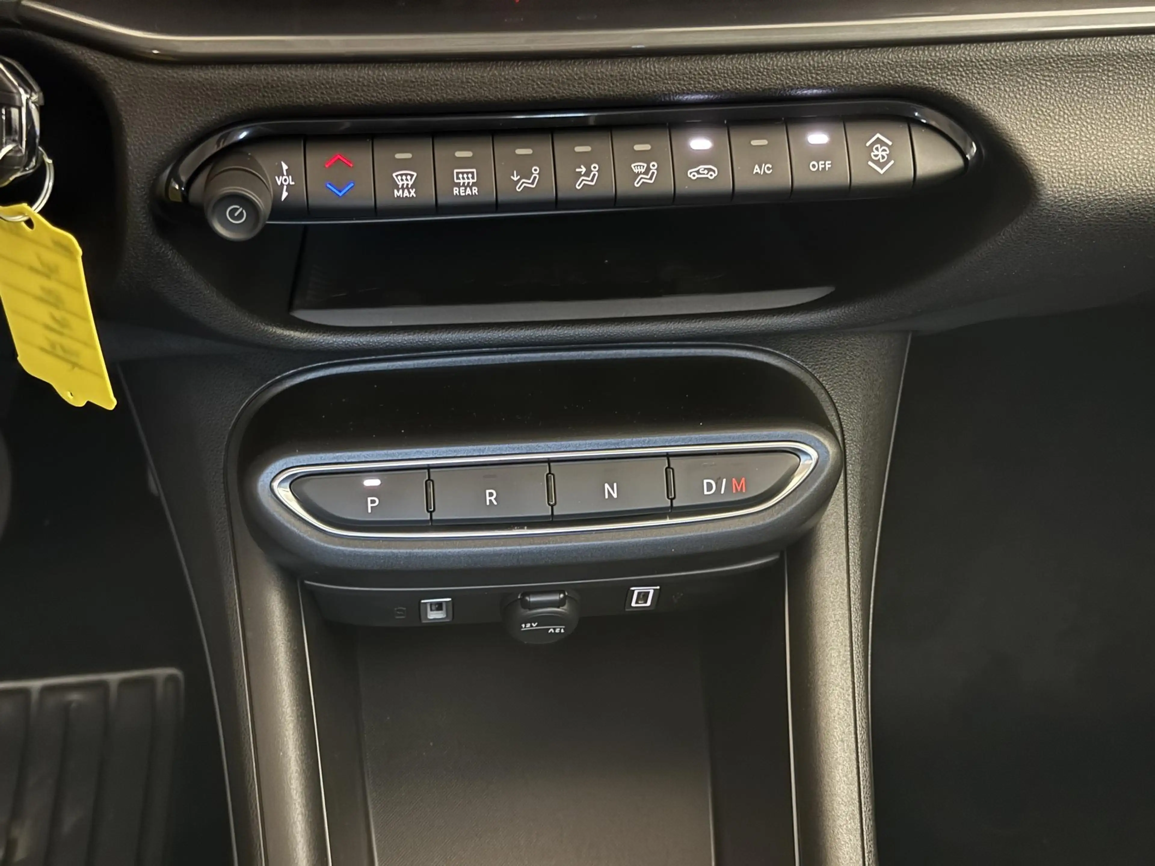 Fiat 600 Speciale Hybrid 1.2 T3 81 kW (110 PS) DCT Winte... — photo 13