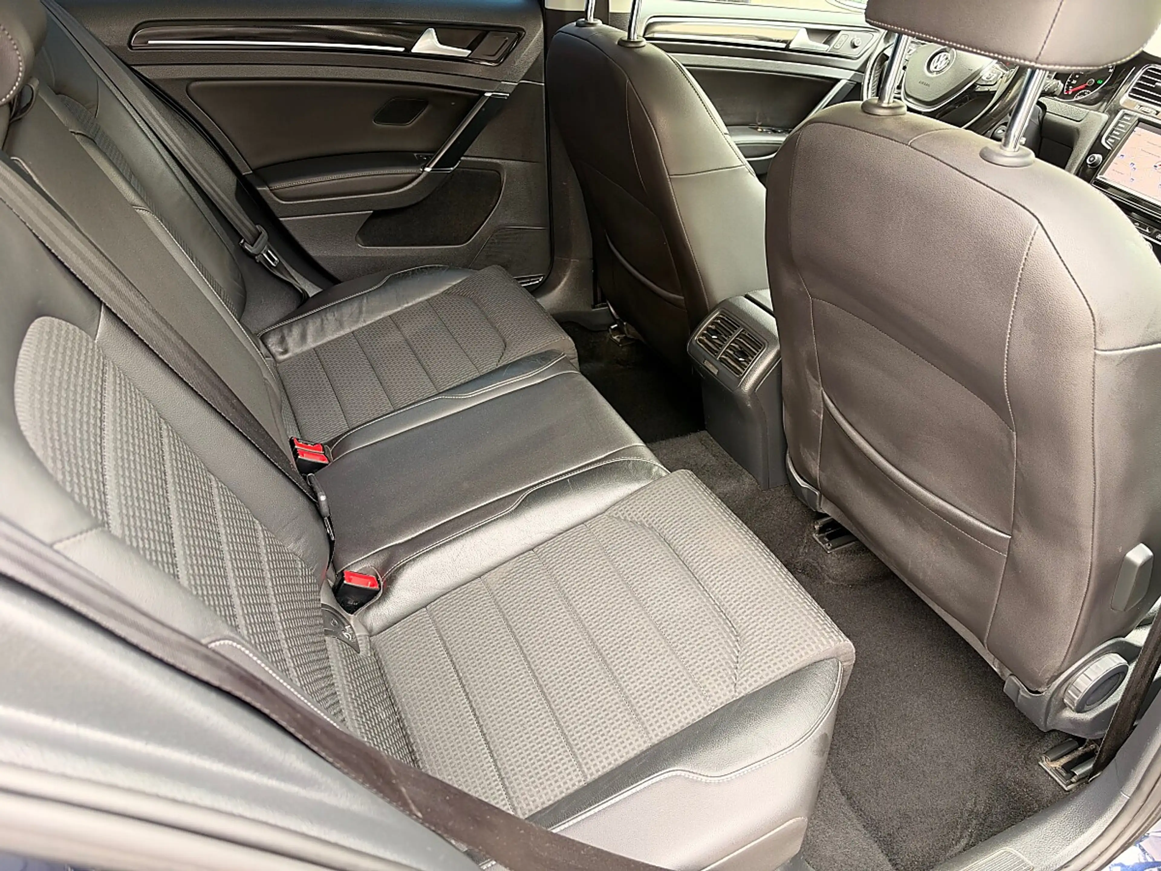 Volkswagen Golf Variant Sky BMT 2,0 TDI Automatik — photo 14