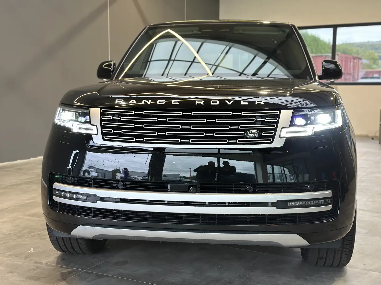 Land Rover Range Rover P530  Autobiography (LWB) - 2