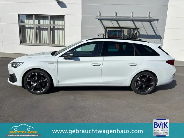 Cupra Leon view 3