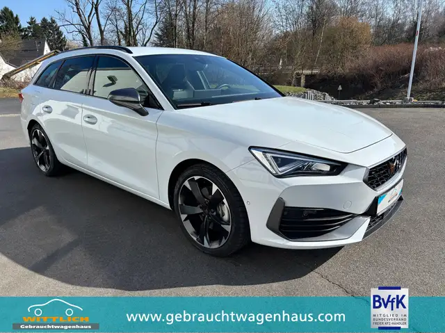 Cupra Leon view 5