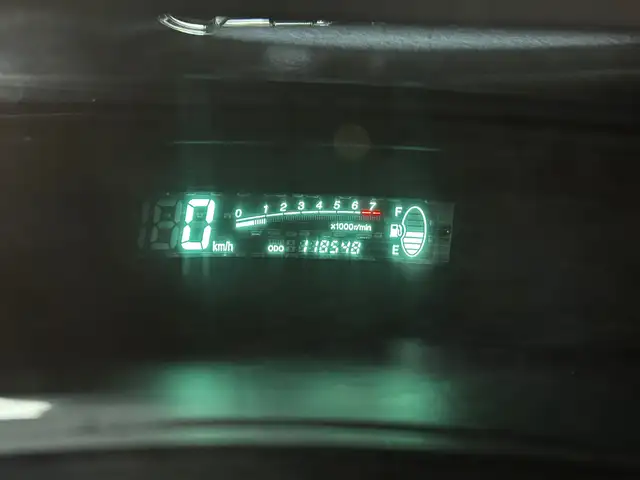 Toyota Yaris view 13