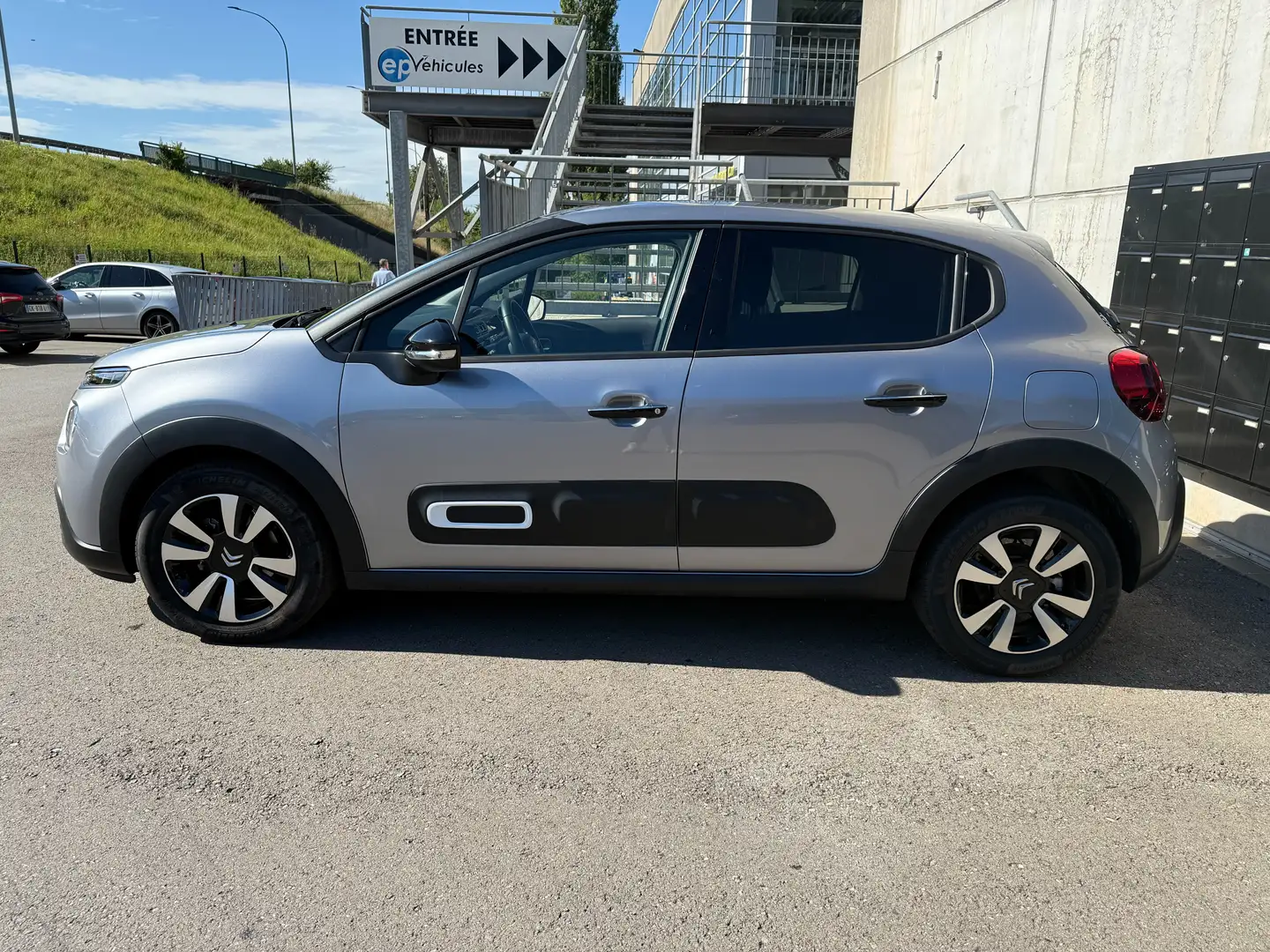 Citroen C3 C3 Pure Tech 110 MAX Argent - 2