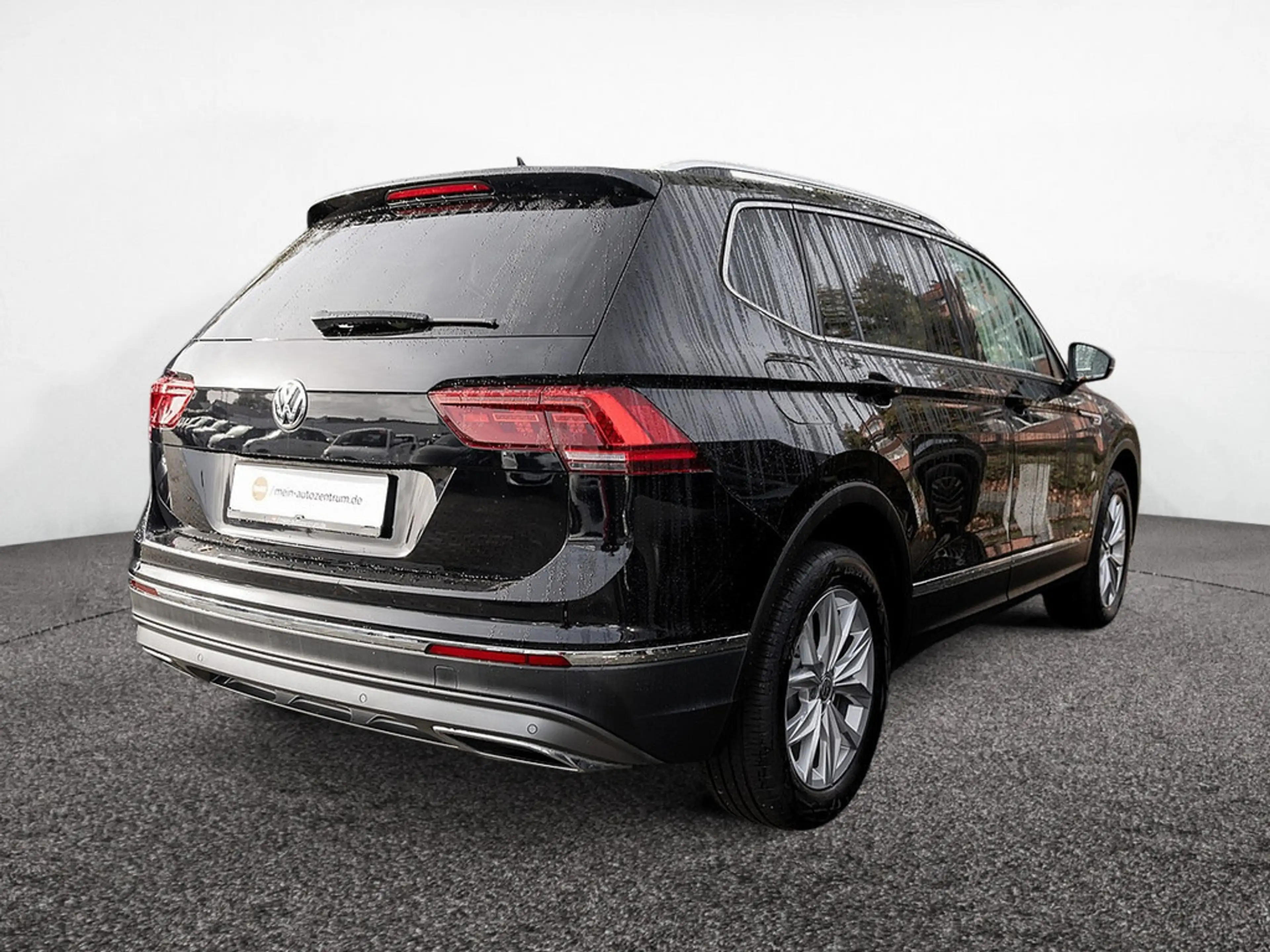 Volkswagen Tiguan Allspace 2.0 TDI Highline 4MOTION AHK — photo 4