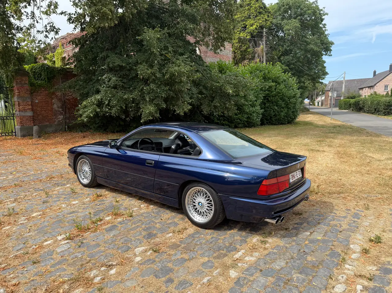 BMW 850i, foto 4