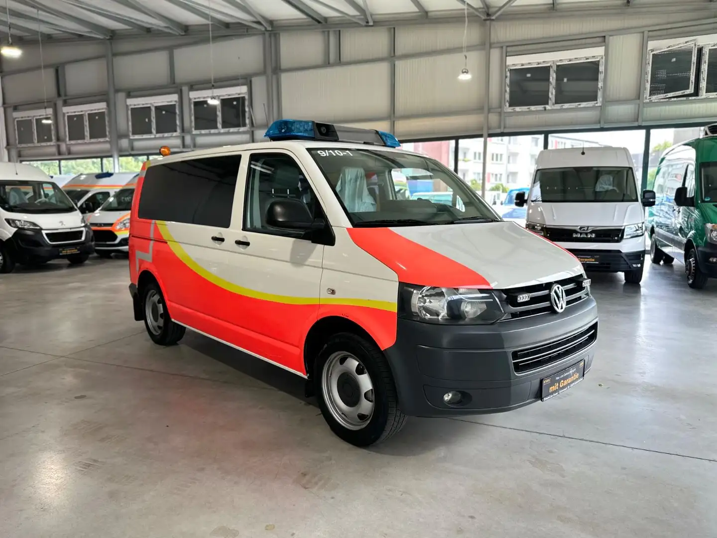 Volkswagen T5 Transporter T5 SO.KFZ NOTARZT/KTW 4Motion*ALLRAD*AUTOMATIK Bianco - 1