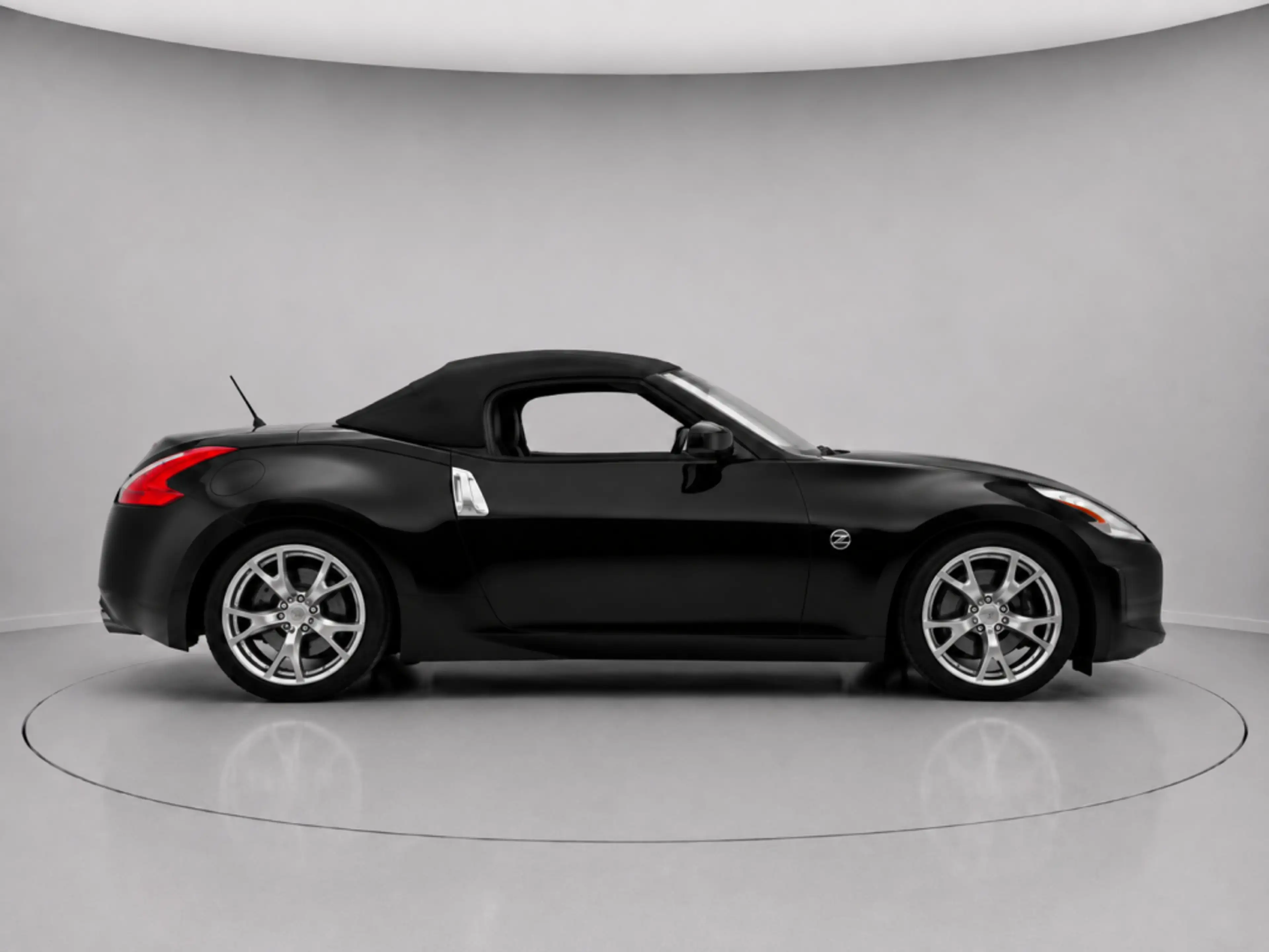 Nissan 370Z 3.7 V6 Pack Roadster — photo 8