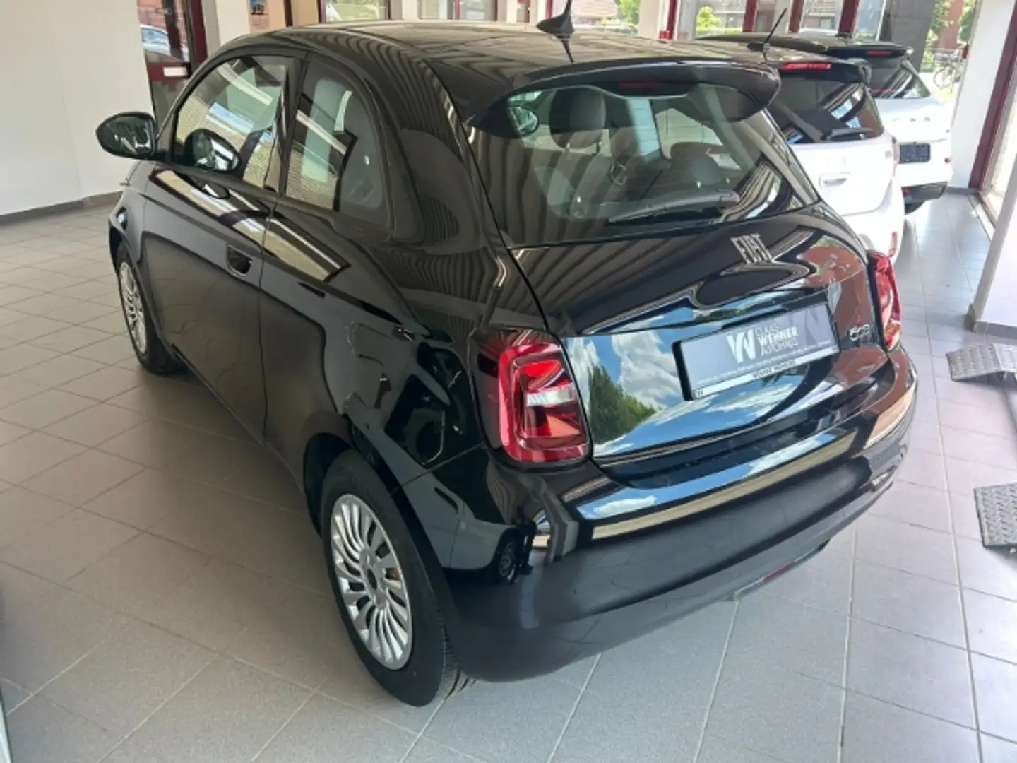 Fiat 500e Action Digitales Cockpit Apple CarPlay Android Aut Noir - 2