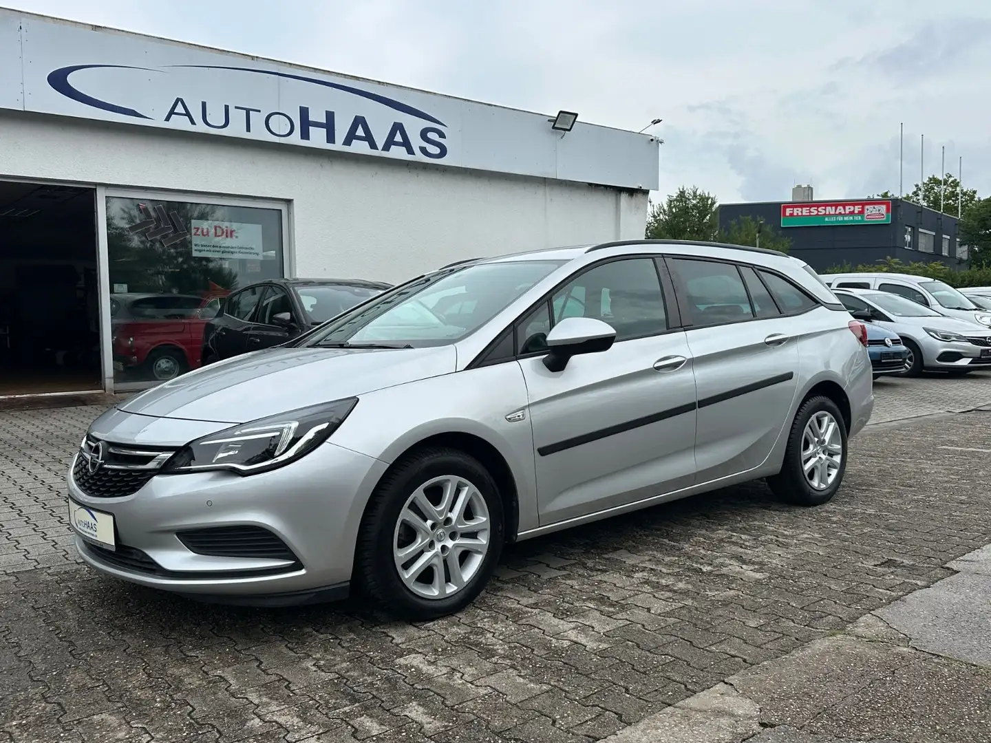 Opel Astra K 1.6 CDTi 68 Tkm Edi*Navi*AUTOMATIK*136PS Silber - 1
