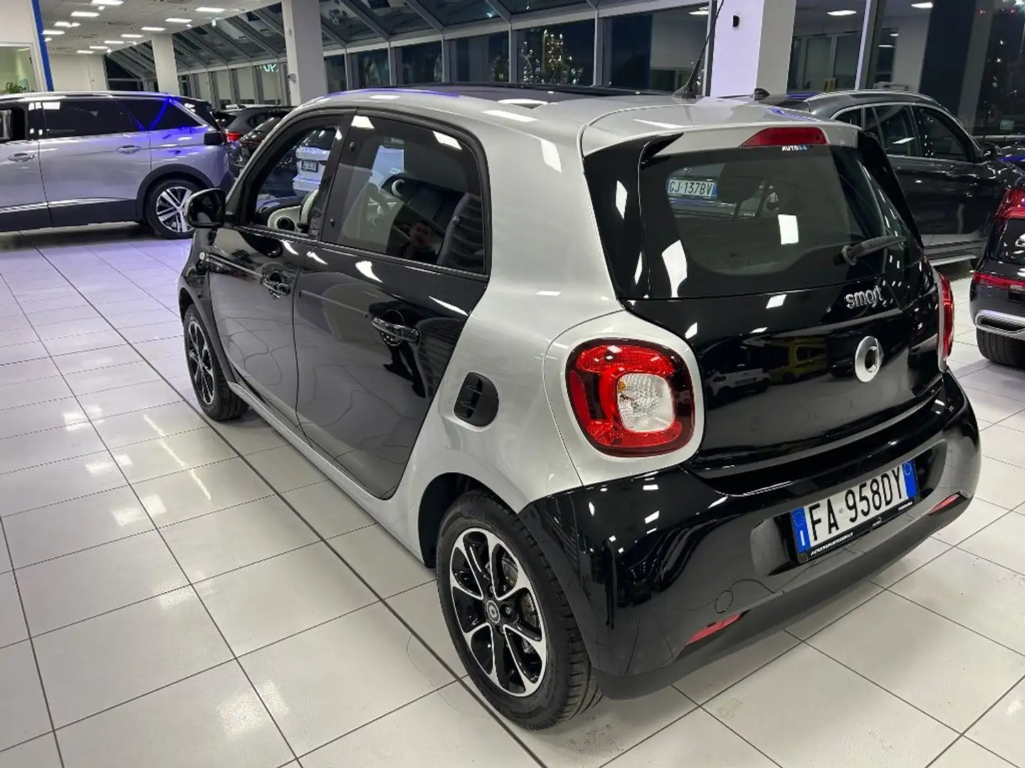 smart forFour 70 1.0 twinamic Passion Neopatentati Nero - 2