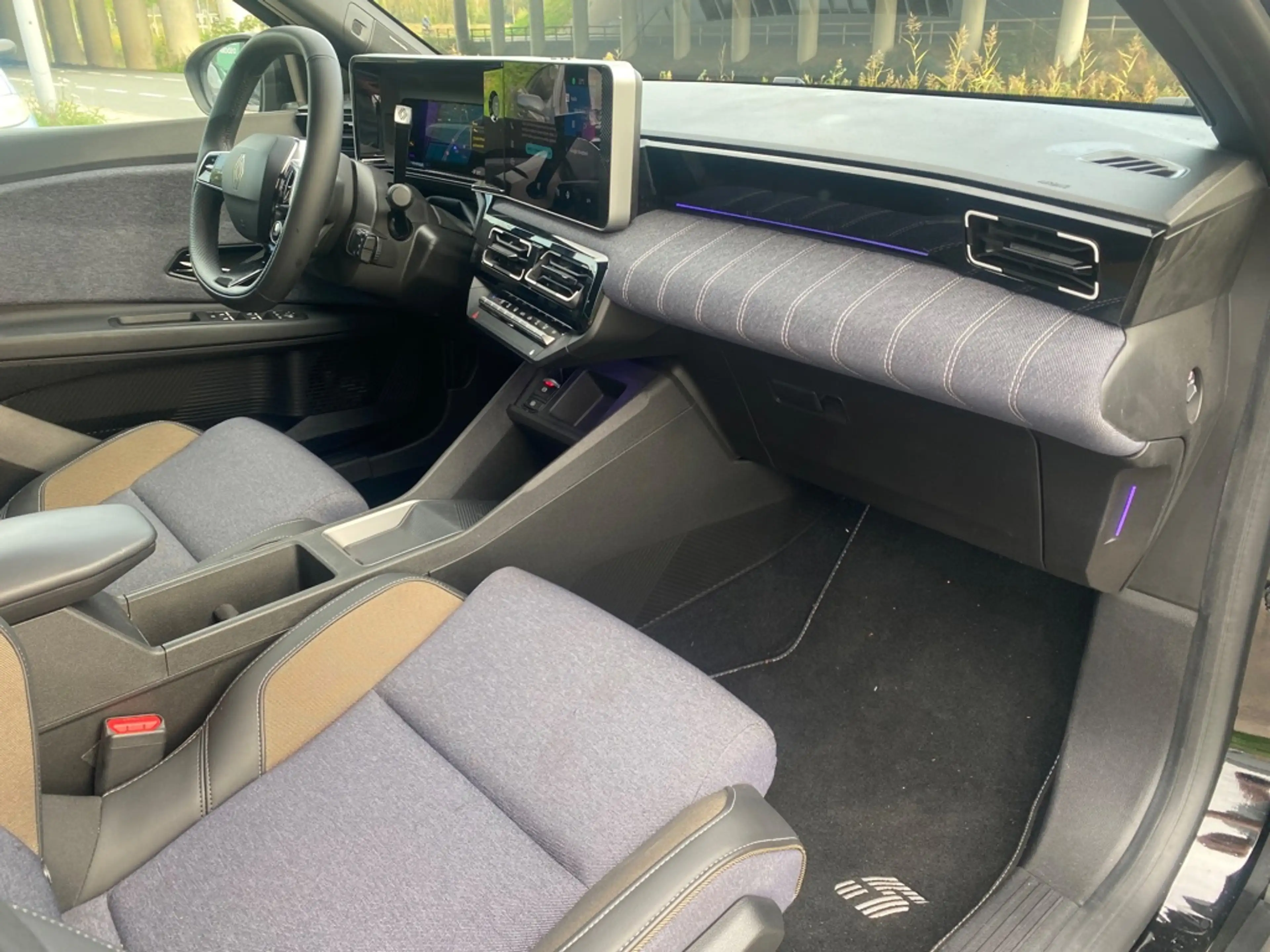 Renault R 5 Comfort range evolution 52 kWh — photo 9
