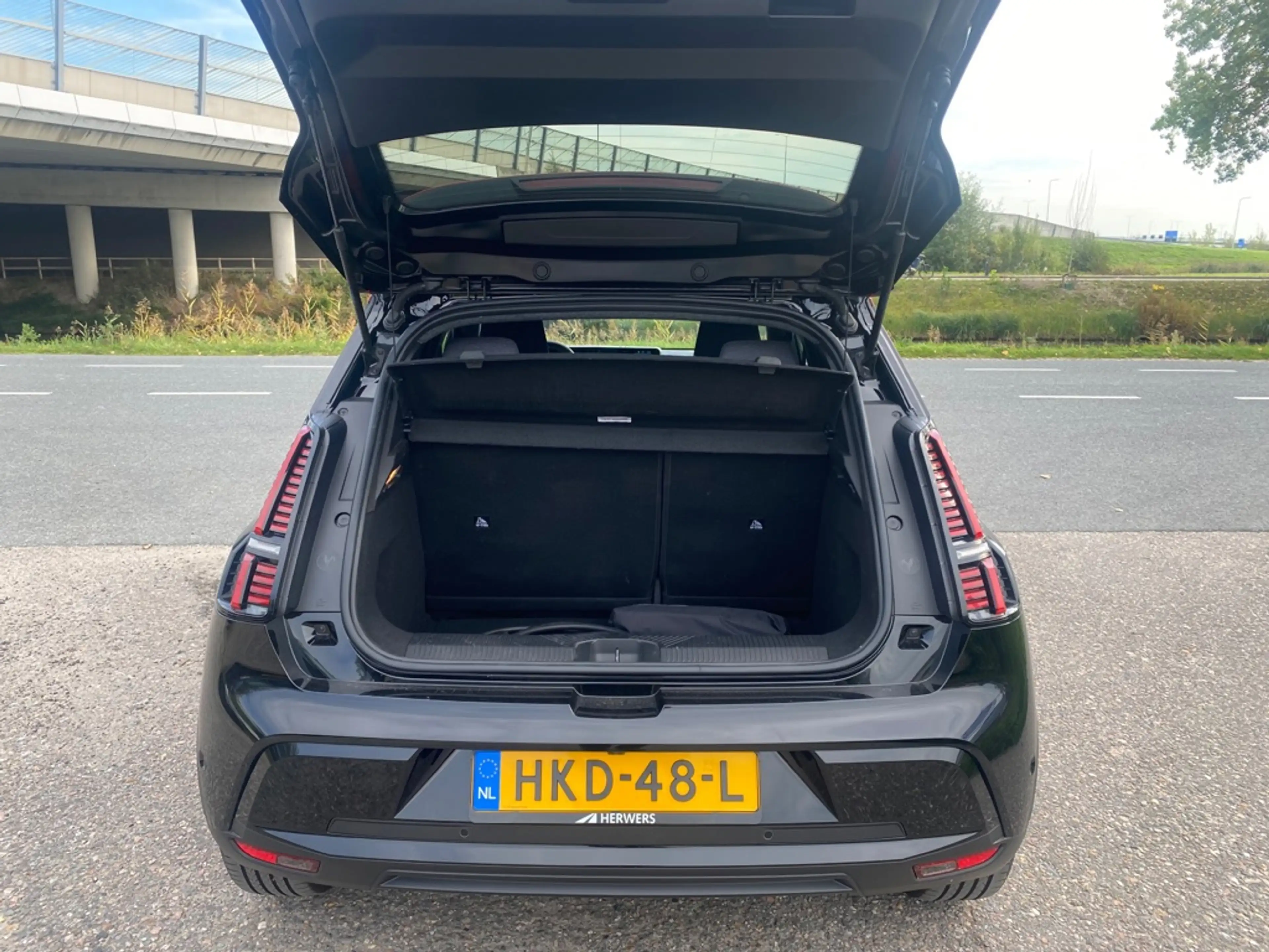 Renault R 5 Comfort range evolution 52 kWh — photo 11