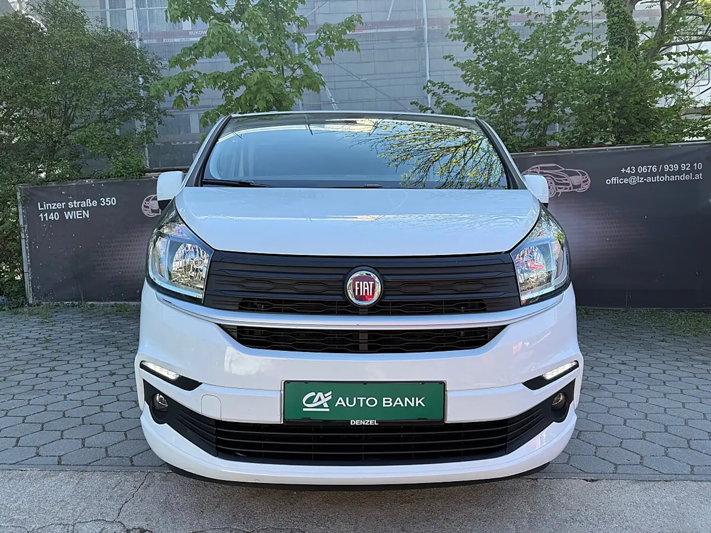 Fiat Talento Panorama 2,0 EcoJet 145 L2H1 3,0t Executive Weiß - 2