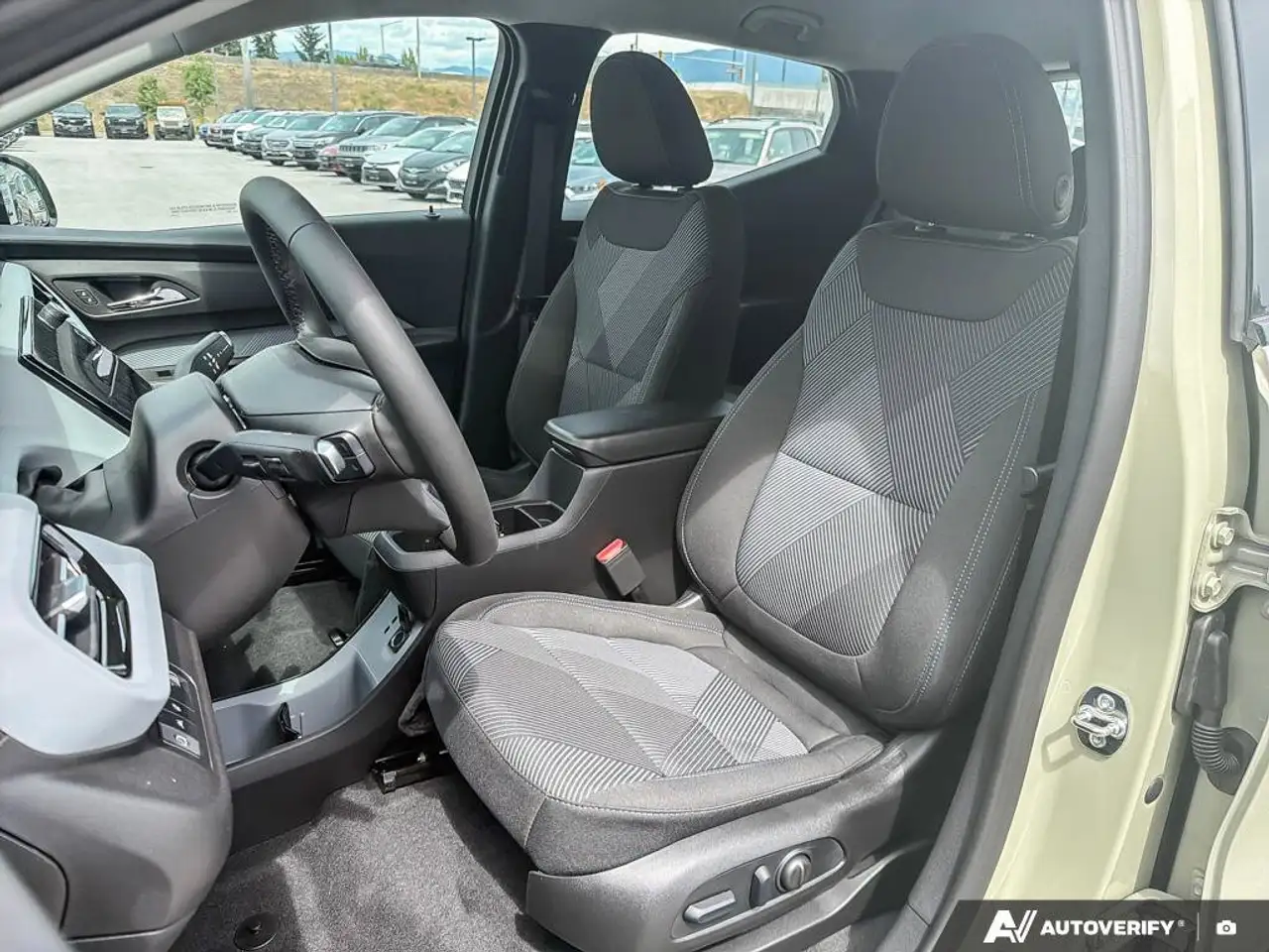 Chevrolet Bolt снимка Chevrolet Bolt