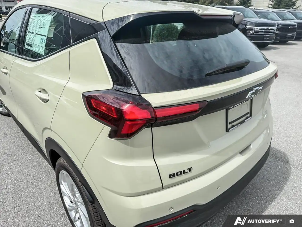 Chevrolet Bolt снимка Chevrolet Bolt