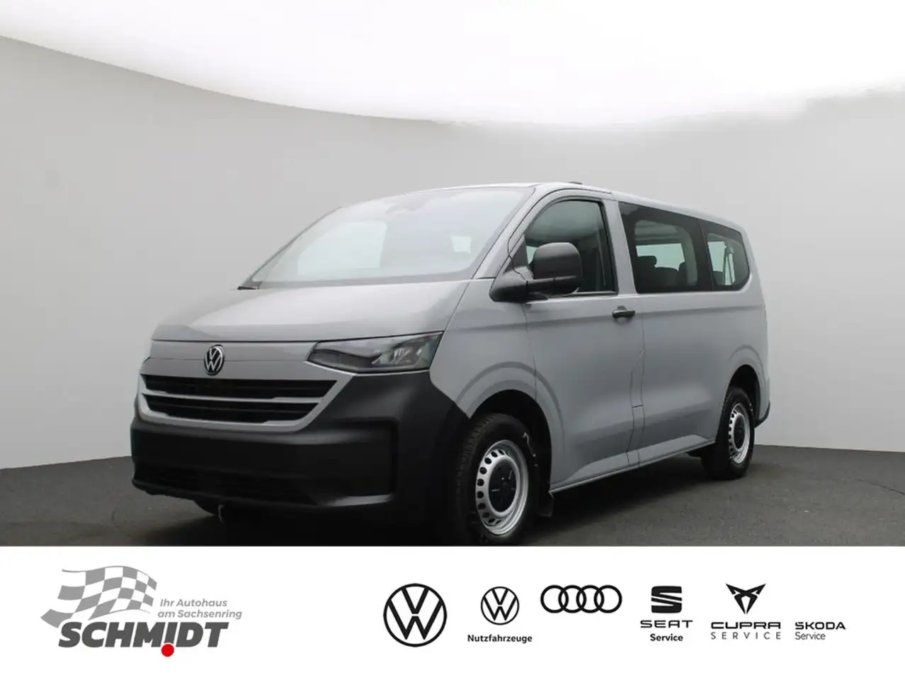 2025 Volkswagen T7 Kombi 2.0 TDI KR Navi 9 Sitze Exterieurpaket, photograph 1