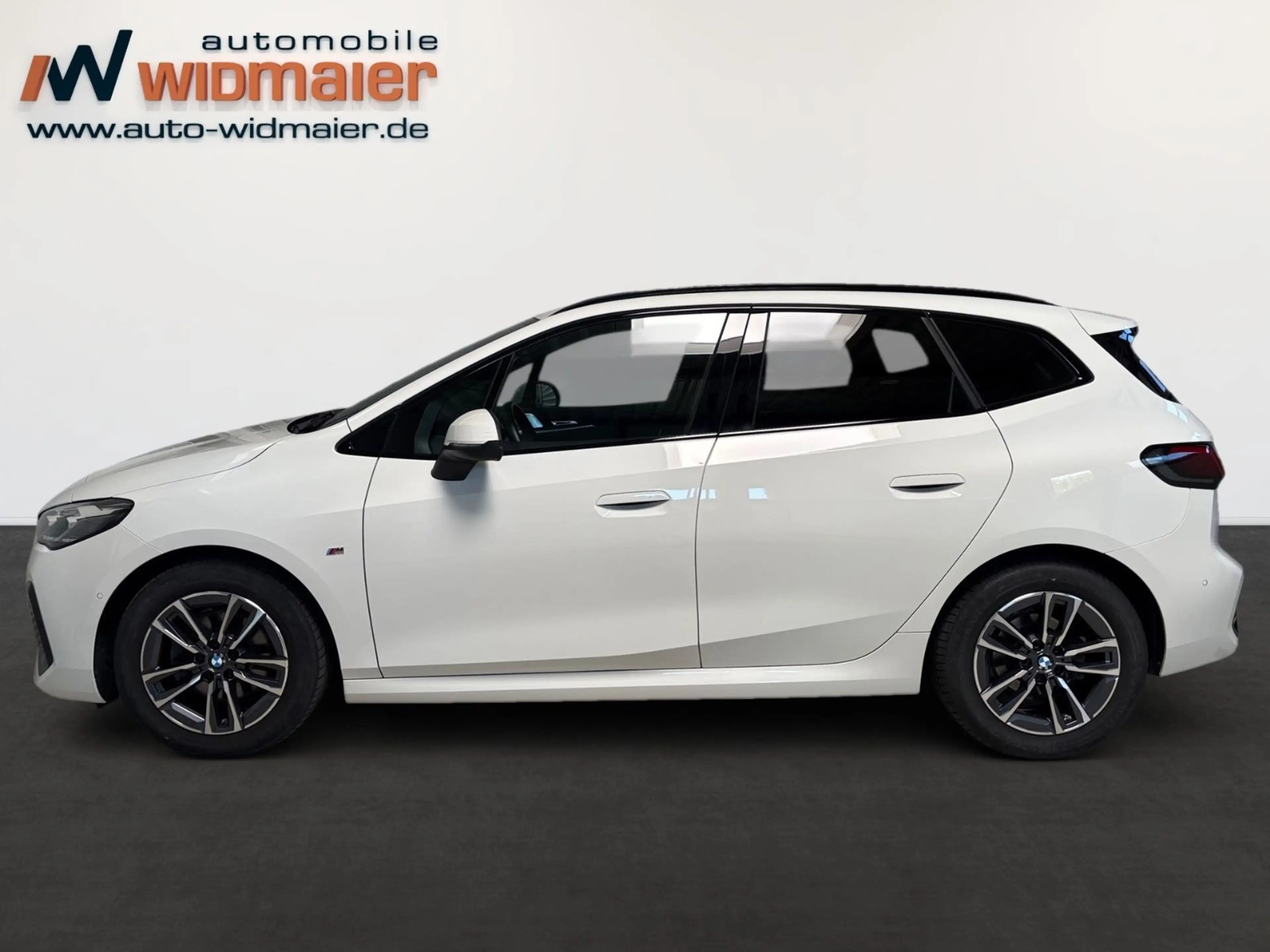 BMW 218 M Sport -- Pano/ eSitze/ HiFi — photo 7