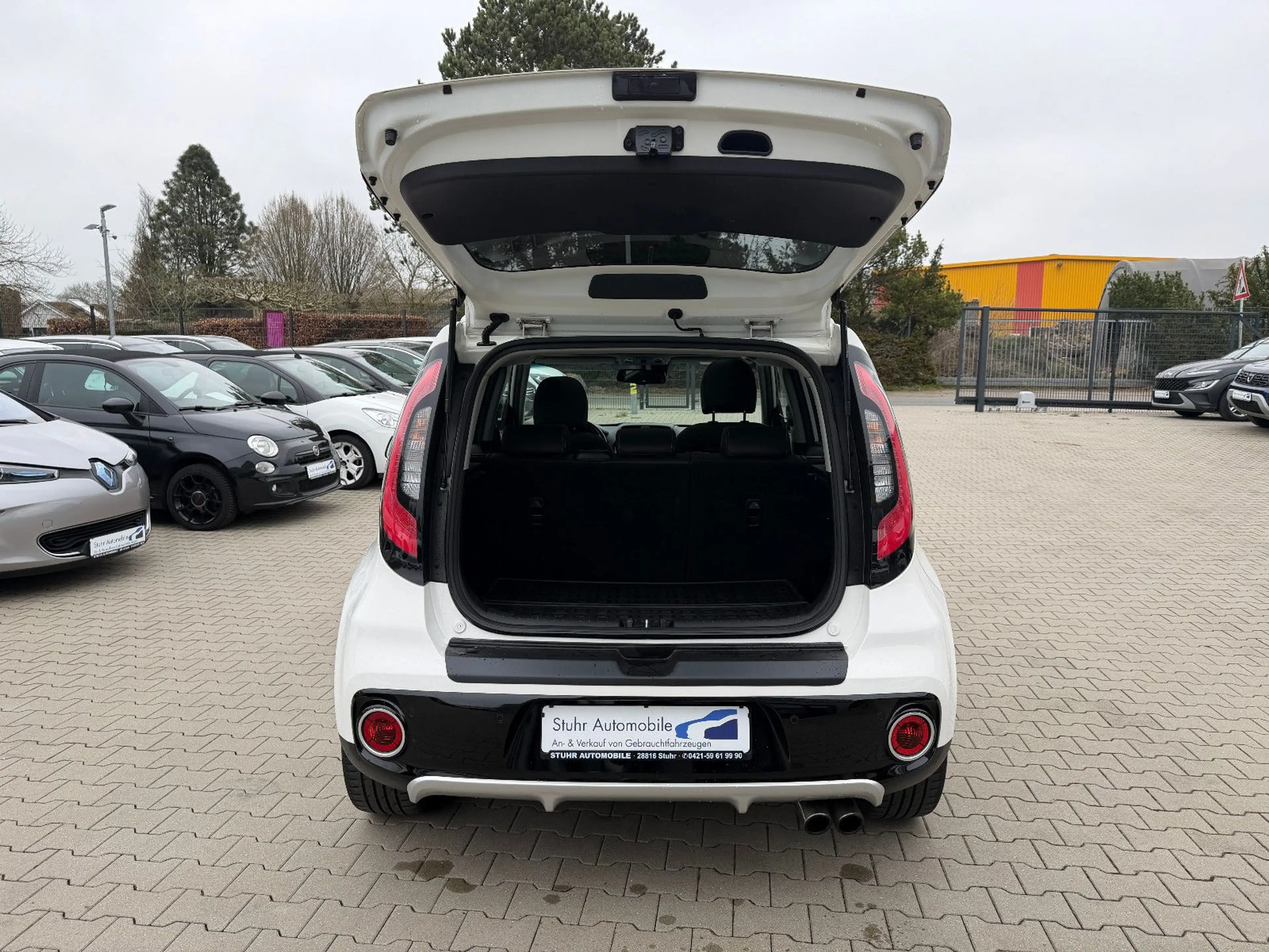 Kia Soul Turbo Final Edition 1.6 Aut. PanoDach 1.Han — photo 8