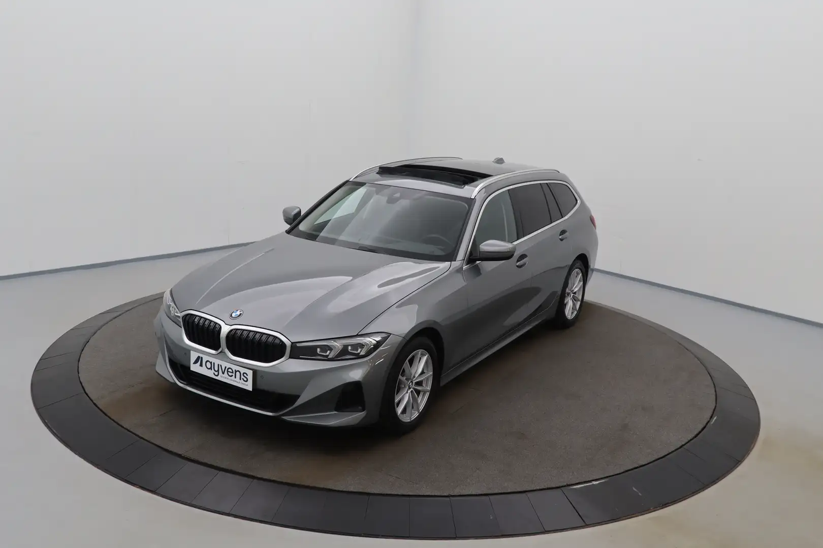 BMW 320 3 Touring 320dA LEDER/CUIR LED GPS PDC CAM Pano Ke Gris - 1