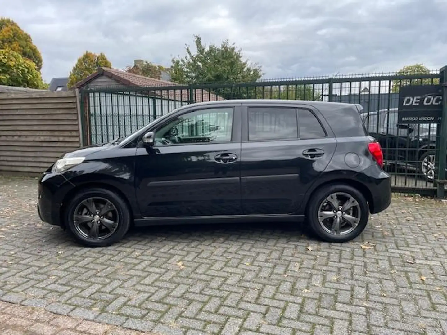 Toyota Urban Cruiser 1.3 VVT-i Dynamic AIRCO Noir - 2