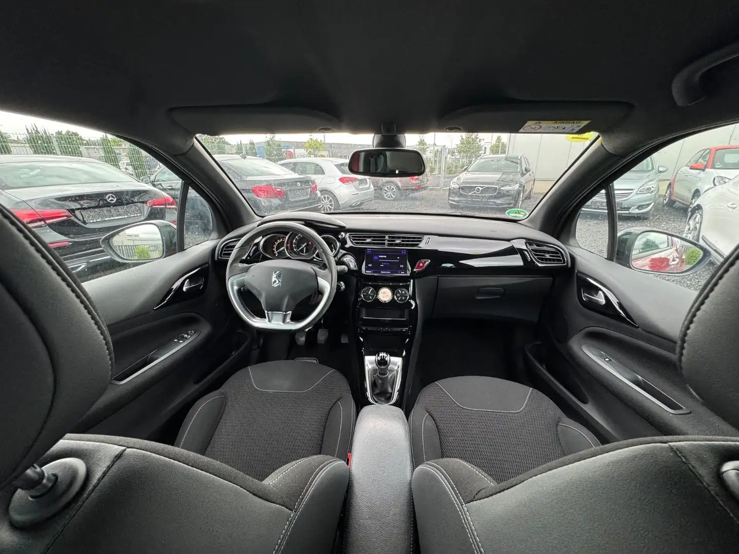 Citroen DS3 Navi* SHZ* Scheckheft gepfle1 Hand Garantie Noir - 2