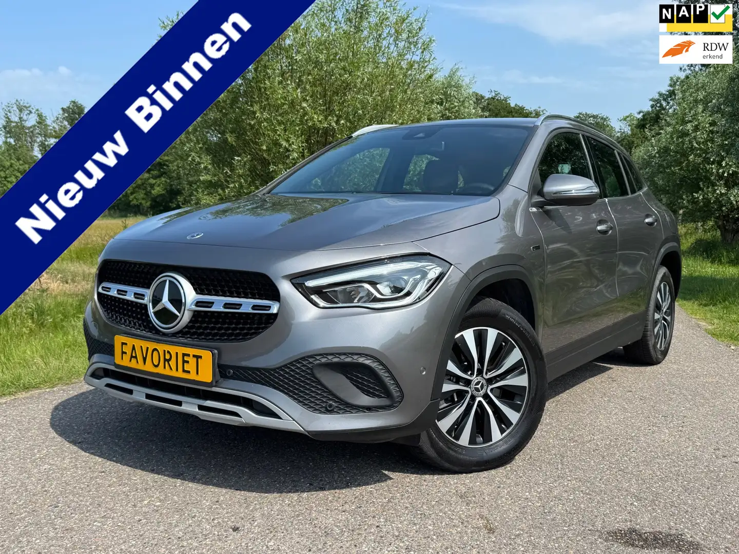 Mercedes-Benz GLA 250 e Business Solution Luxury Limited / Automaat / Ca Grijs - 1