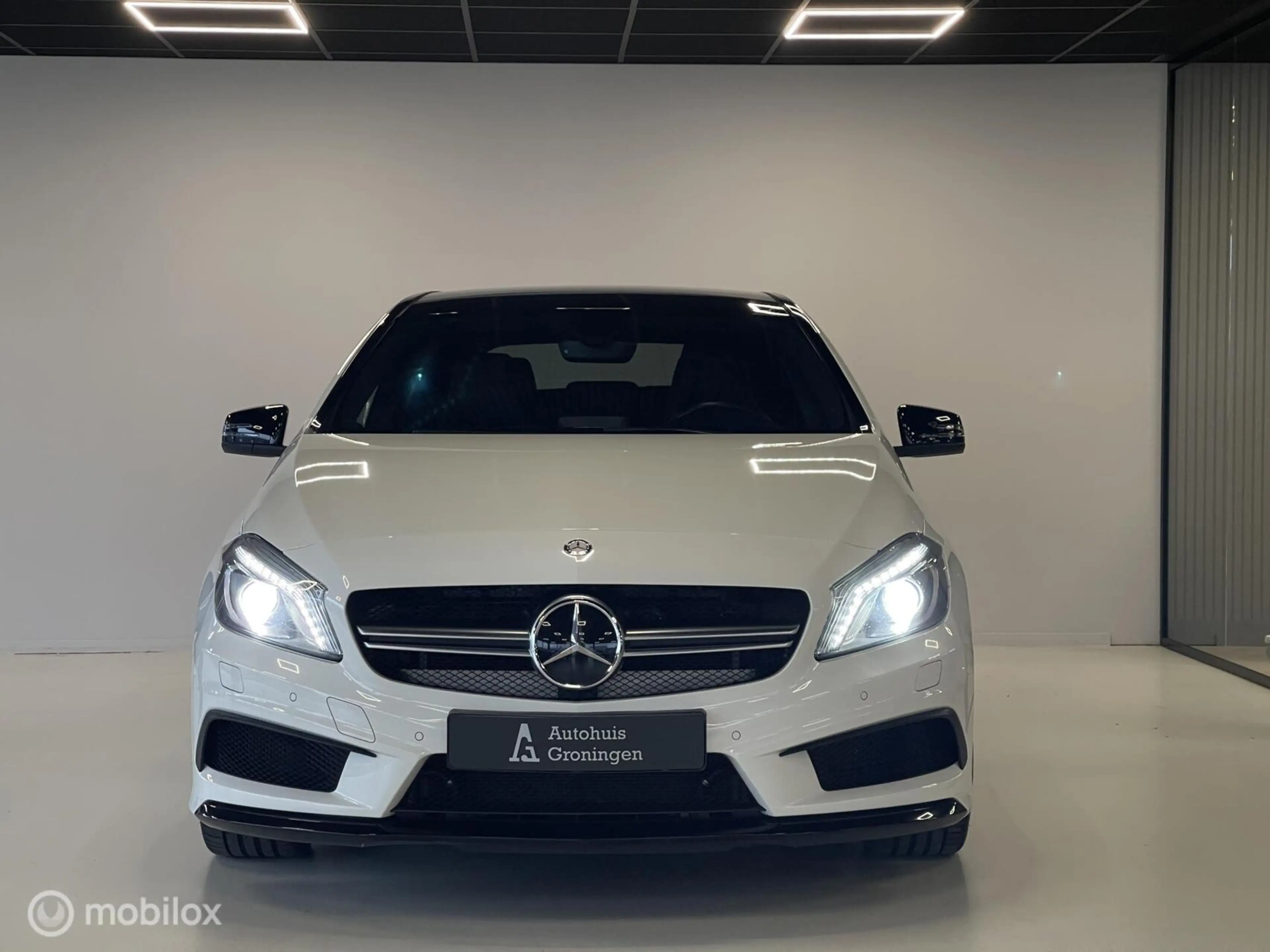 Mercedes-Benz A 45 AMG 4MATIC — photo 15