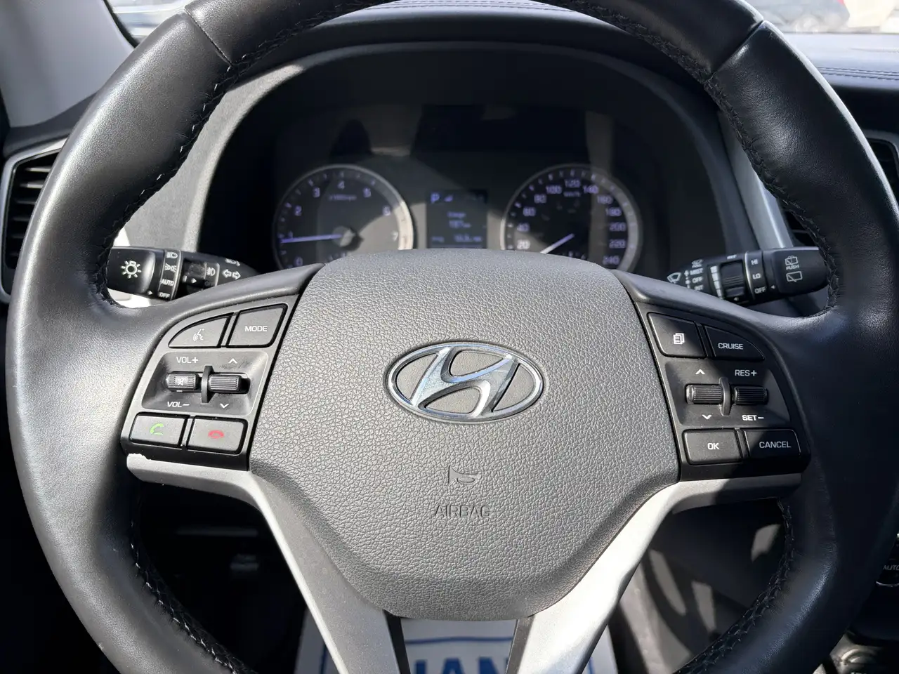 Hyundai TUCSON снимка Hyundai TUCSON