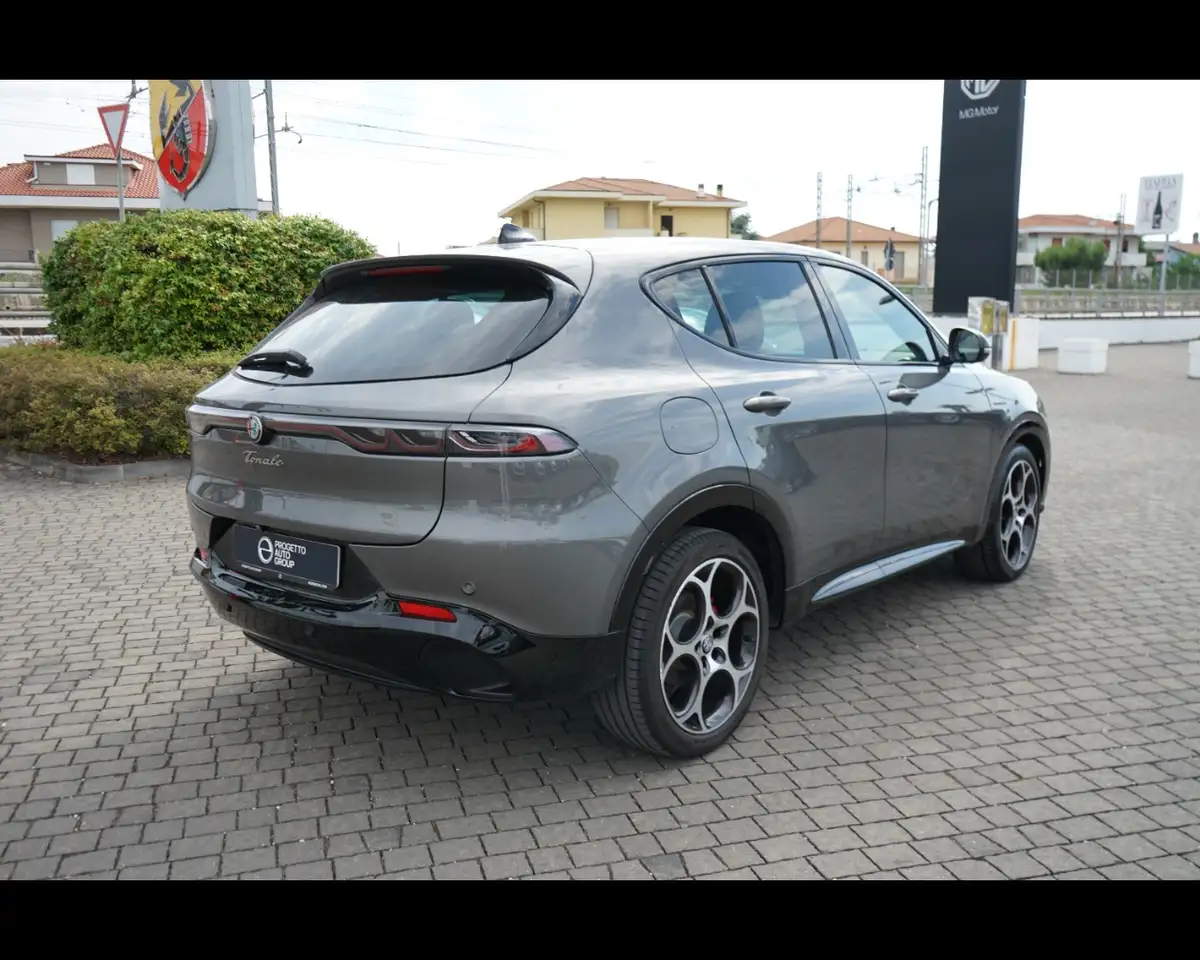 Alfa Romeo Tonale 2025 — фото 6