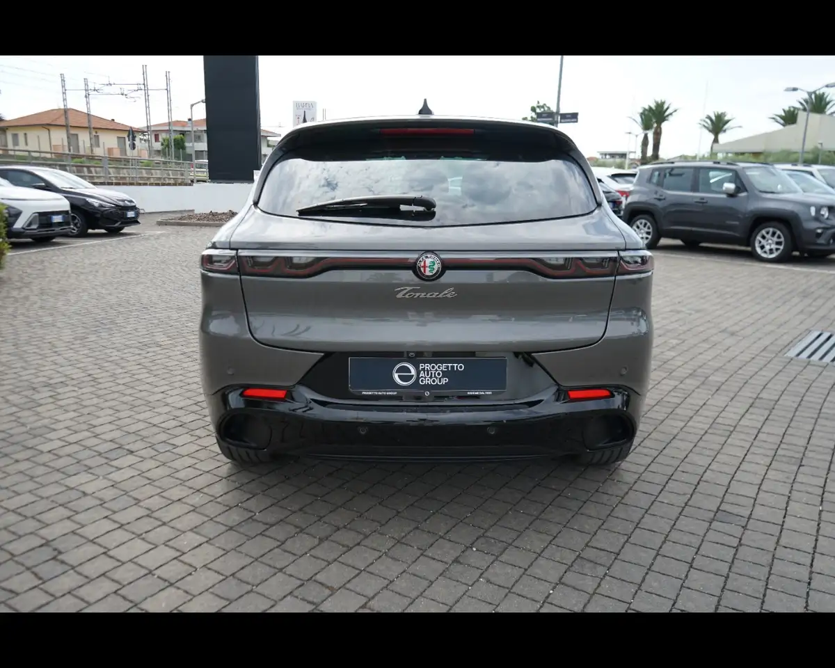 Alfa Romeo Tonale 2025