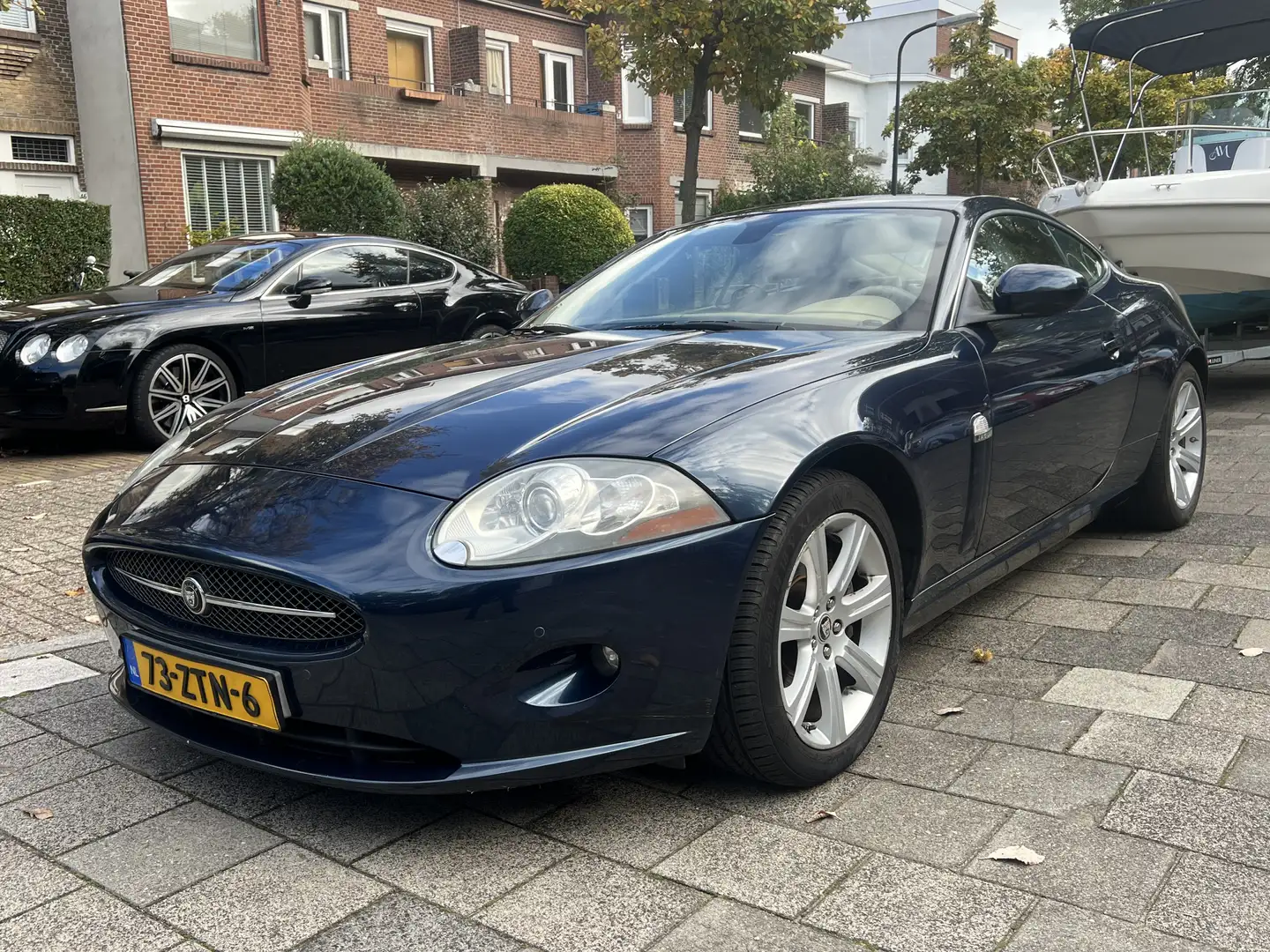 Jaguar XKR 4.2 V8 Coupé Blauw - 1