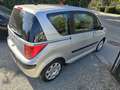 Peugeot 1007 Trendy 1,4 HDI 70 Silber - thumbnail 2