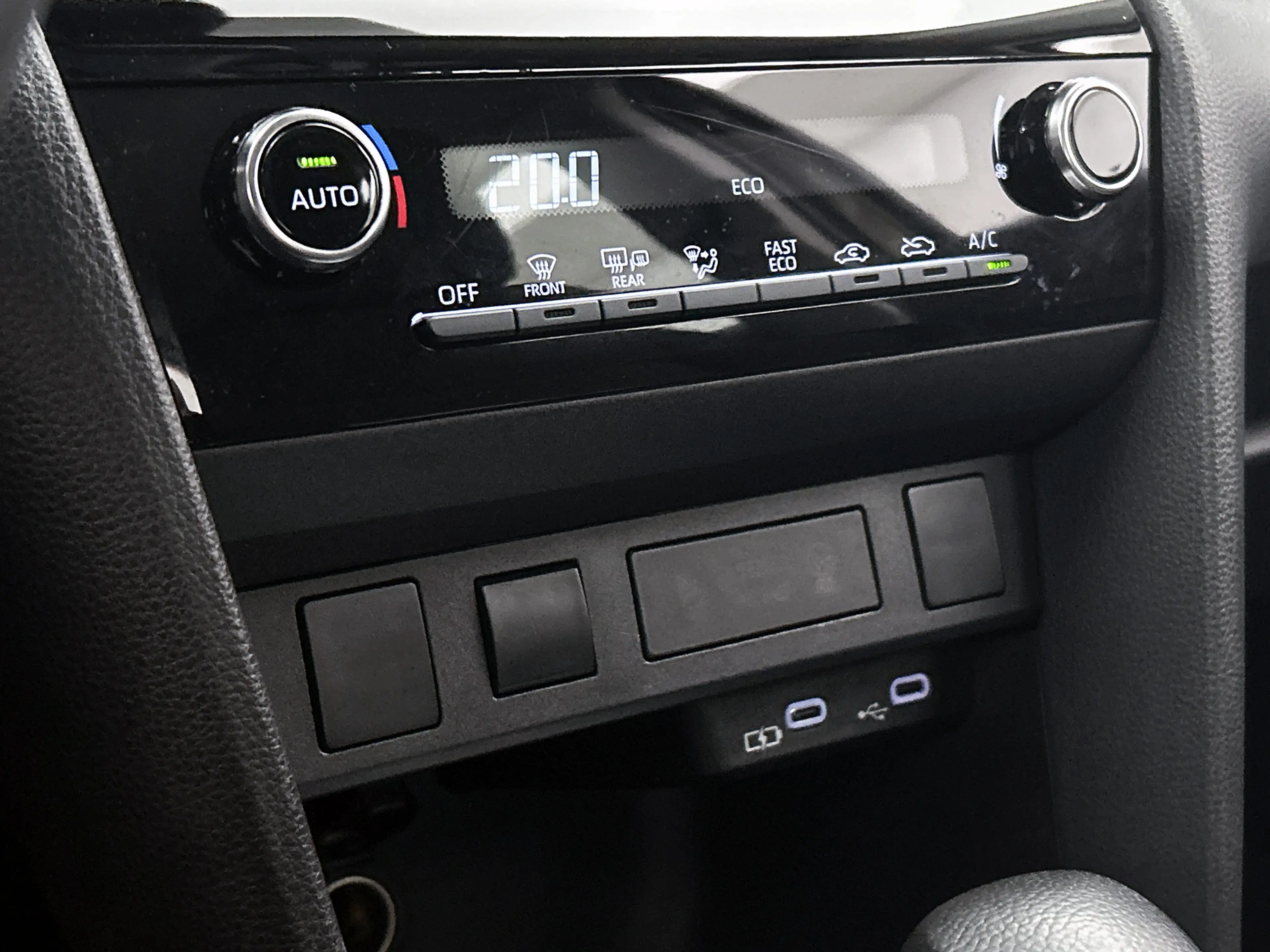 Toyota Yaris Cross 1.5 Hybrid 115 Active | BTW voertuig | Apple CarPl — photo 11