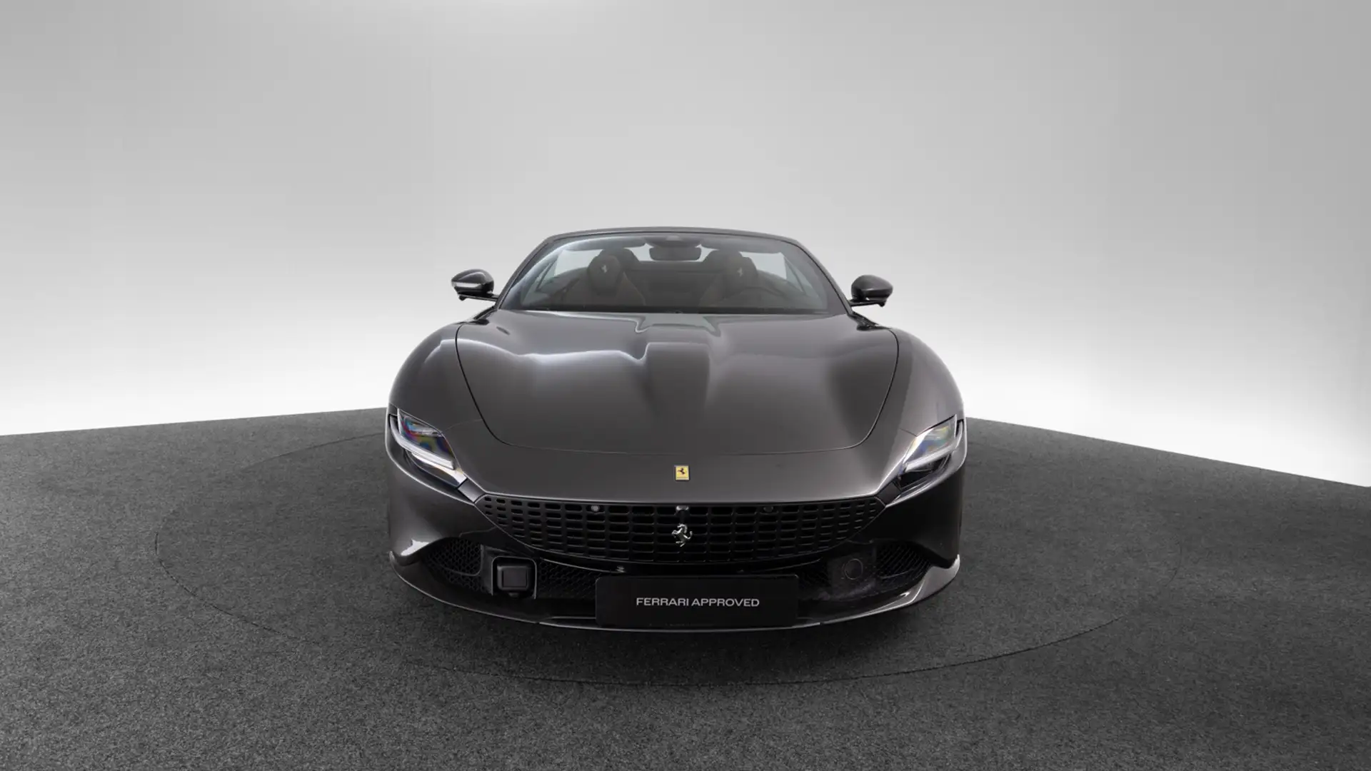 Ferrari Roma Spider FERRARI SINGEN Grau - 2